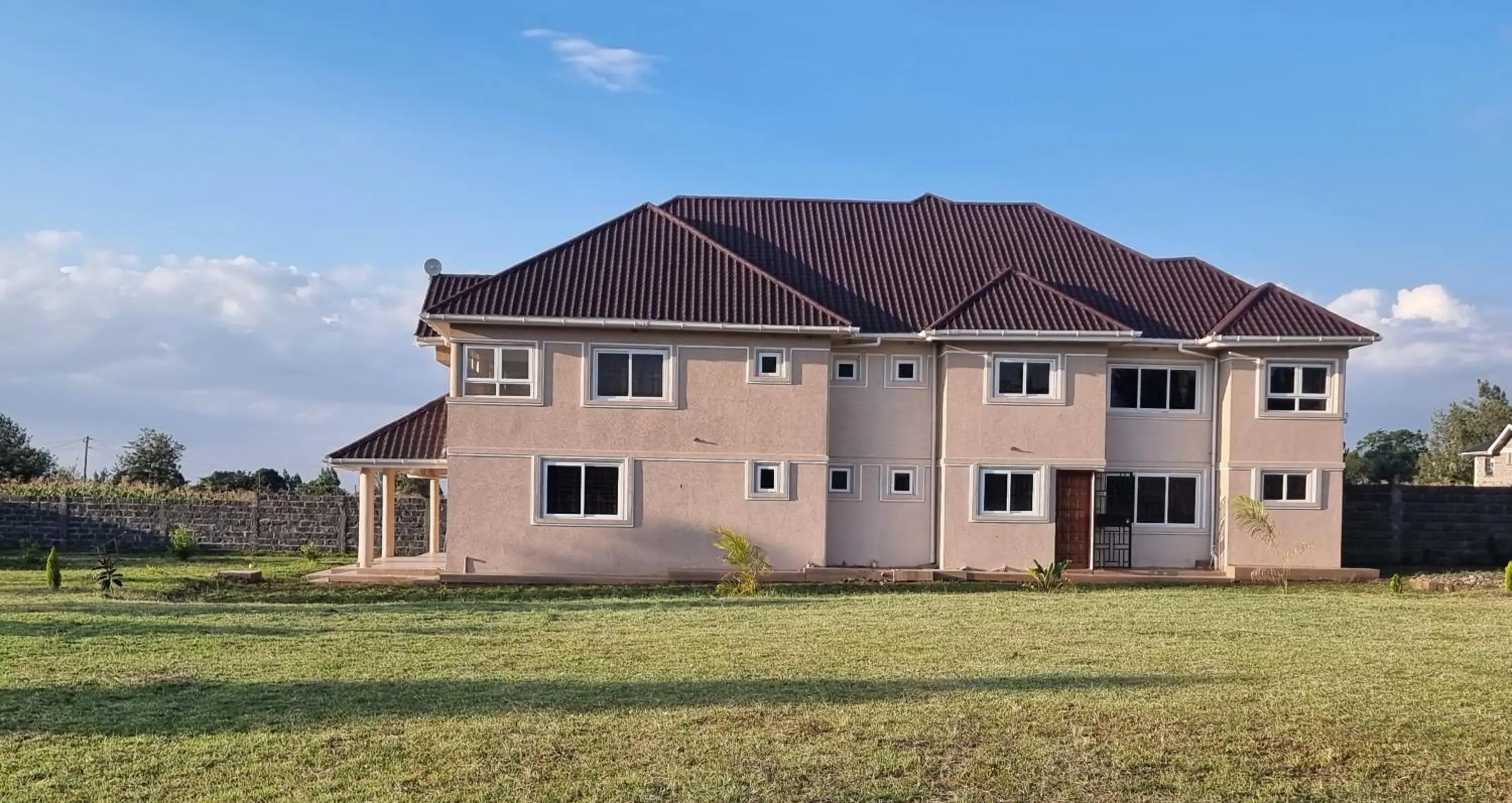 Property building in Casa Nadreya Home Property building in Casa Nadreya Home