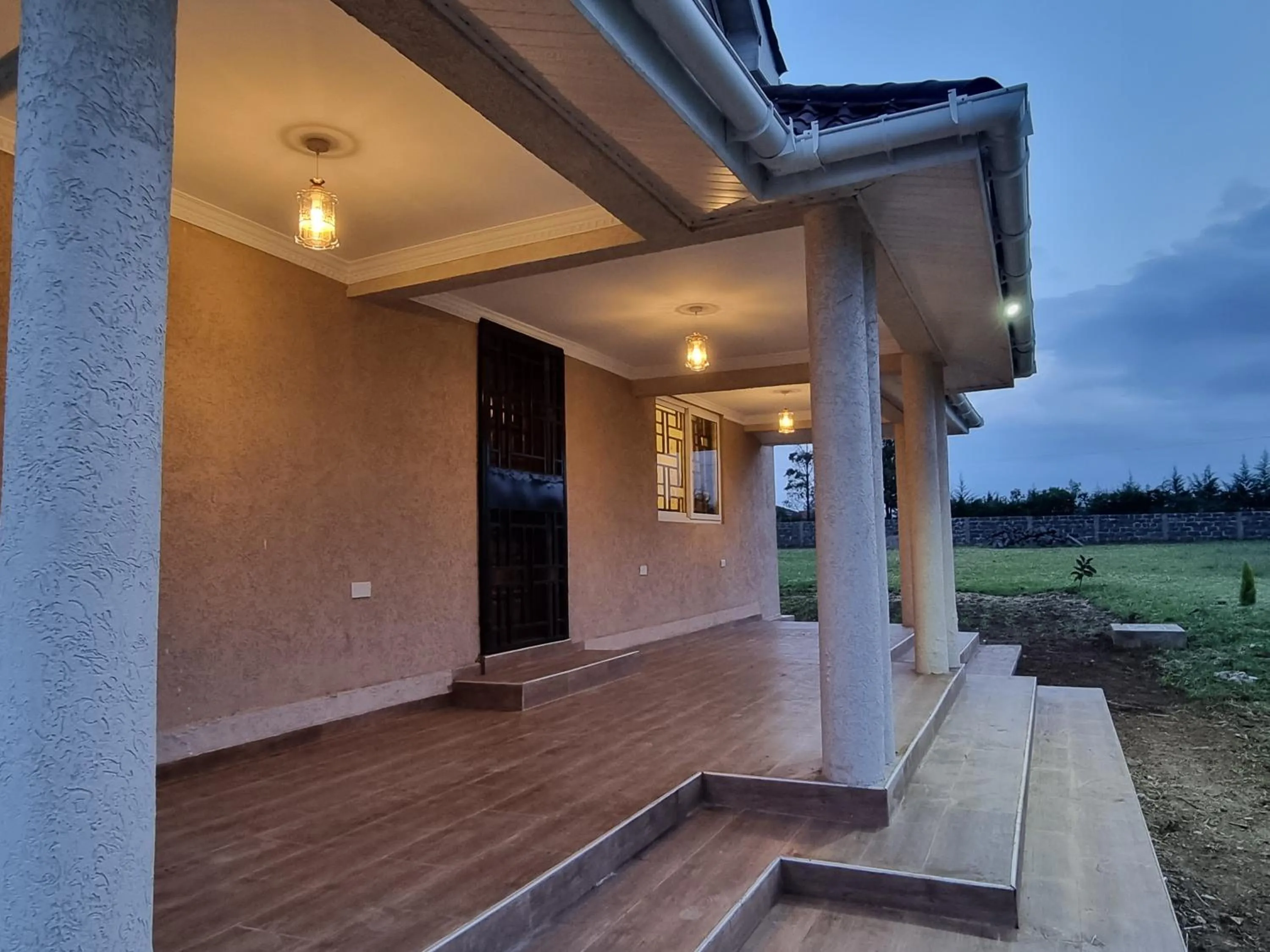 Property building in Casa Nadreya Home