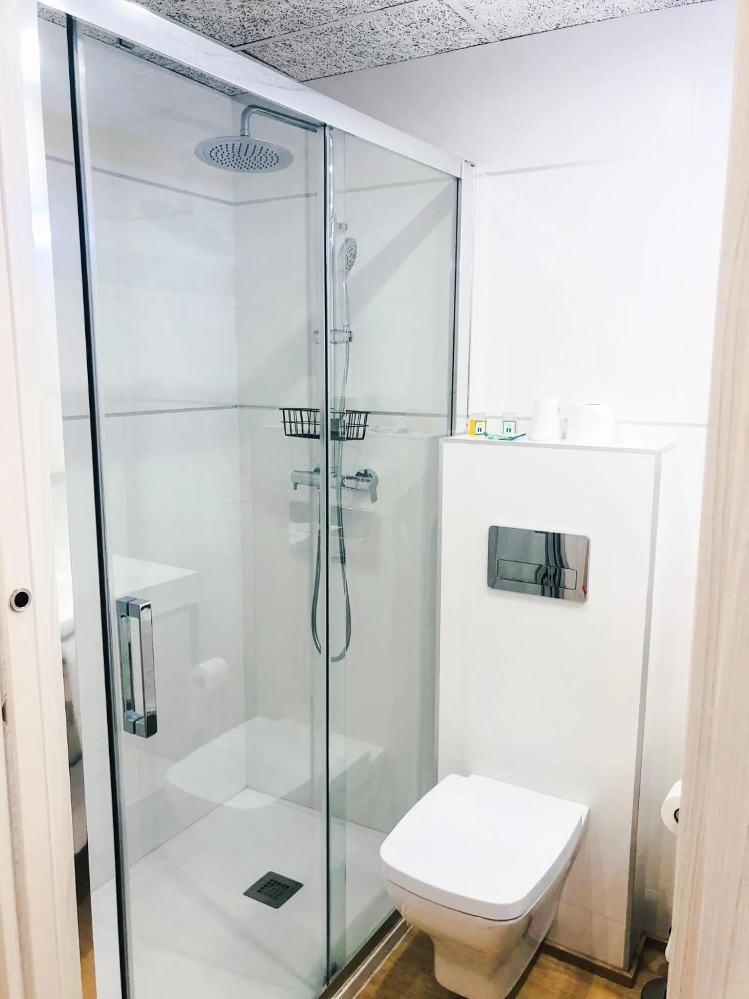 Shower in Hotel Costa Brava