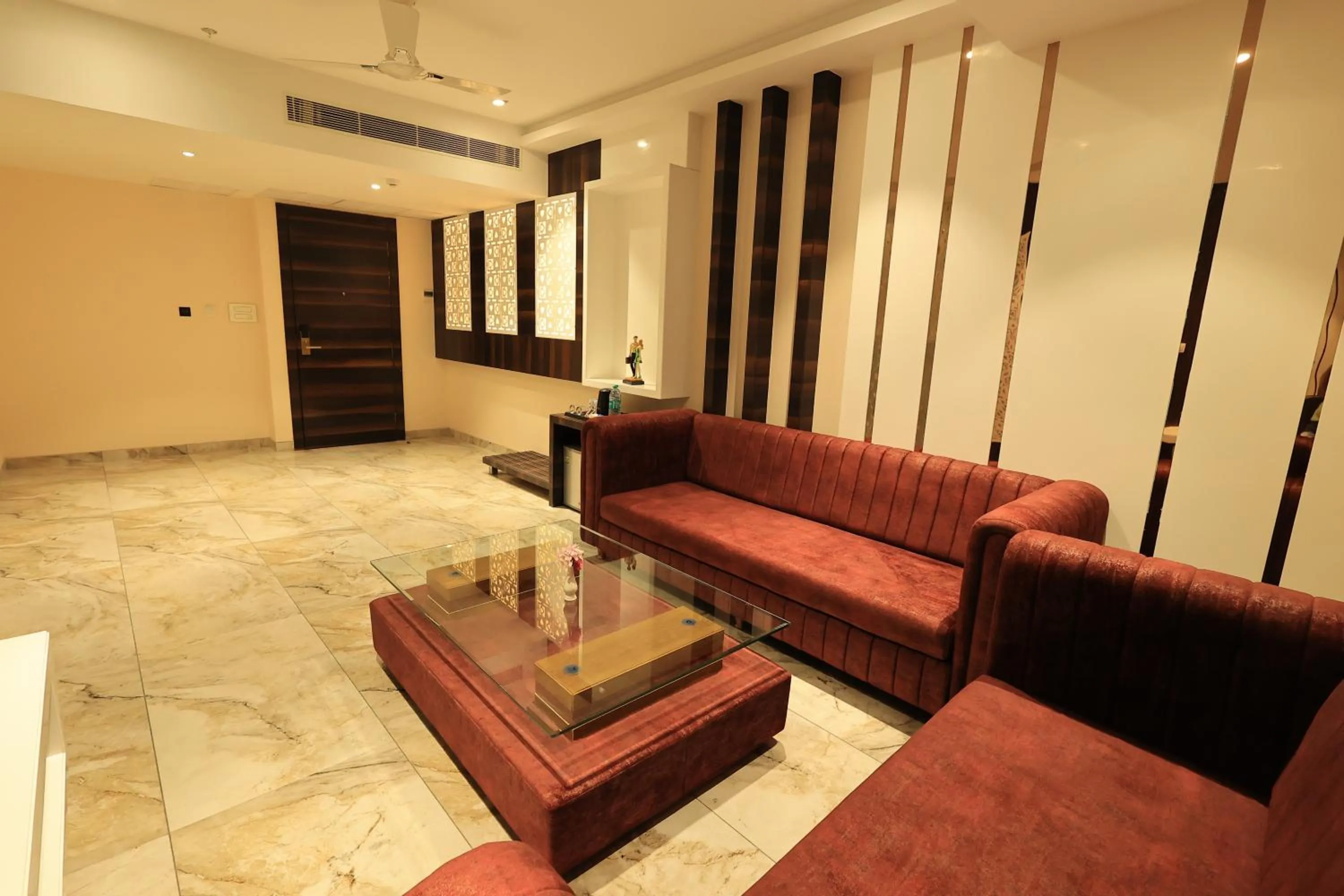 Living room in Krishna Hotel And Resort