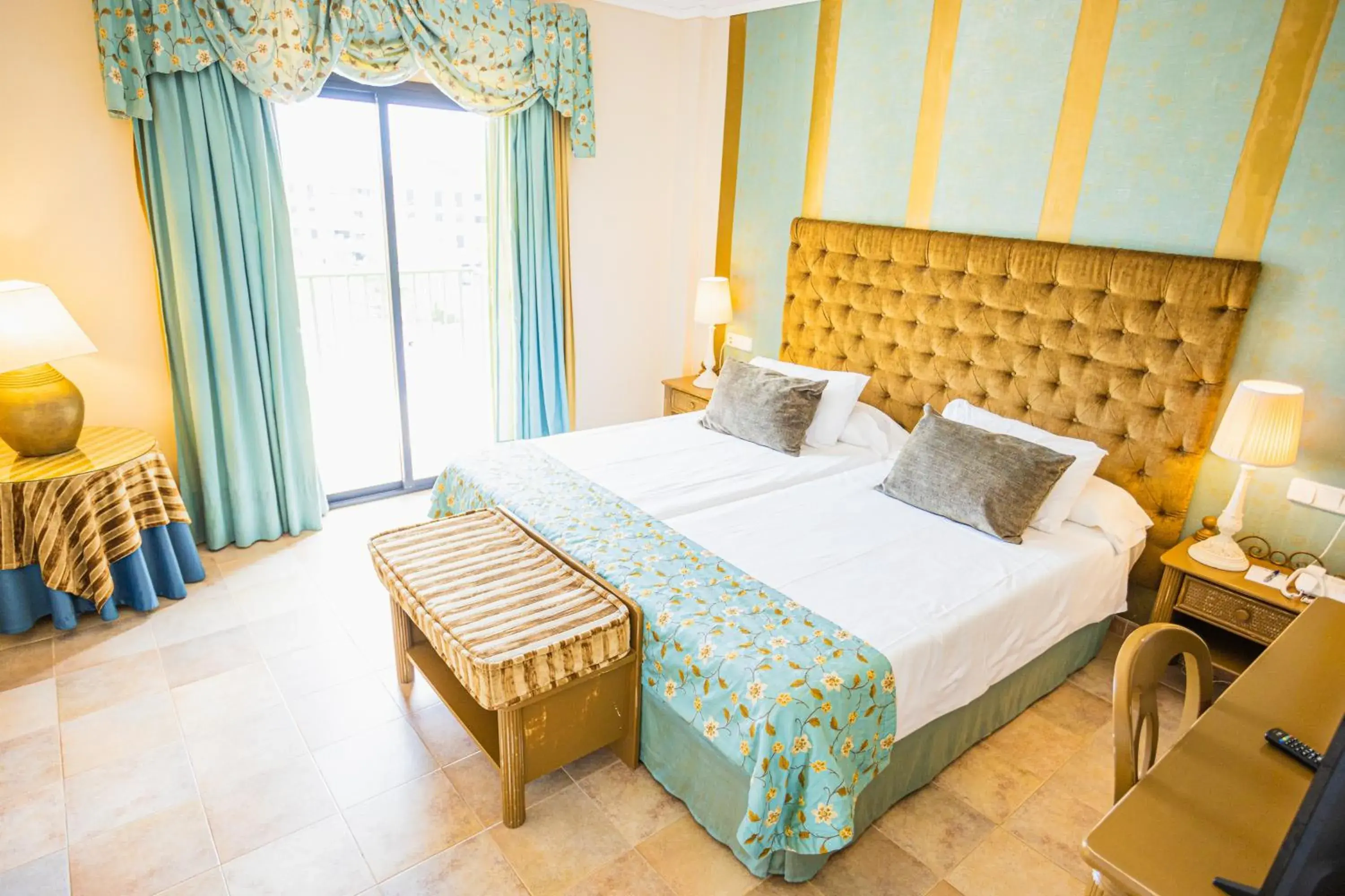 Bed in Lago Garden Apart-Suites & Spa Hotel Bed in Lago Garden Apart-Suites & Spa Hotel