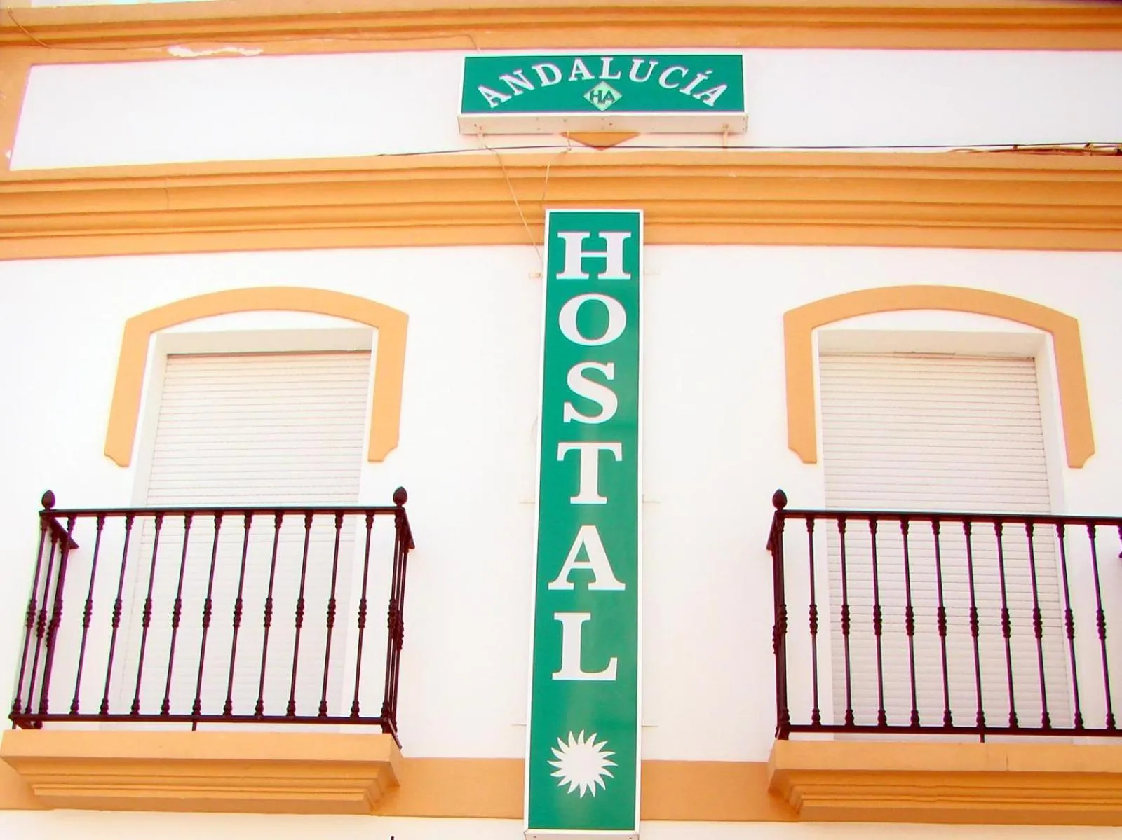 Property building in Hostal Andalucia