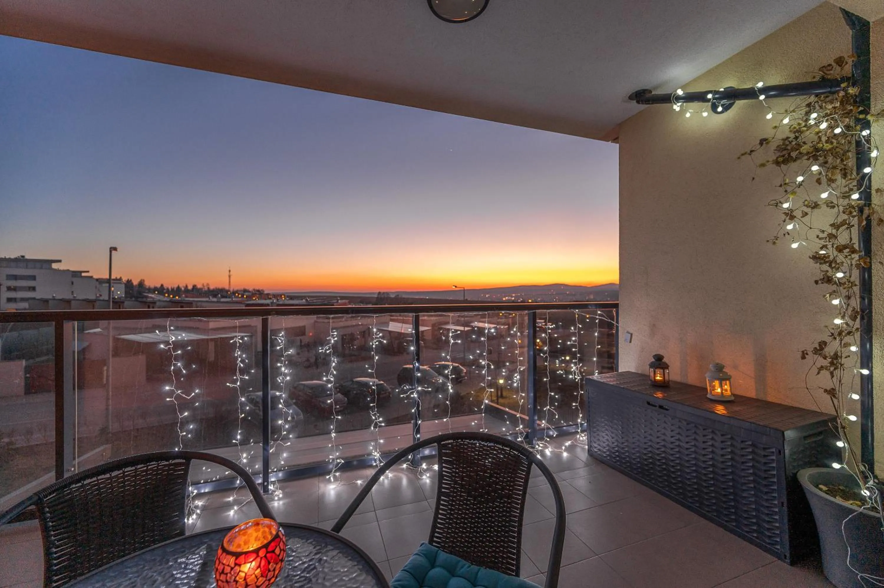 Balcony/Terrace in New Spacious Apartment with City View
