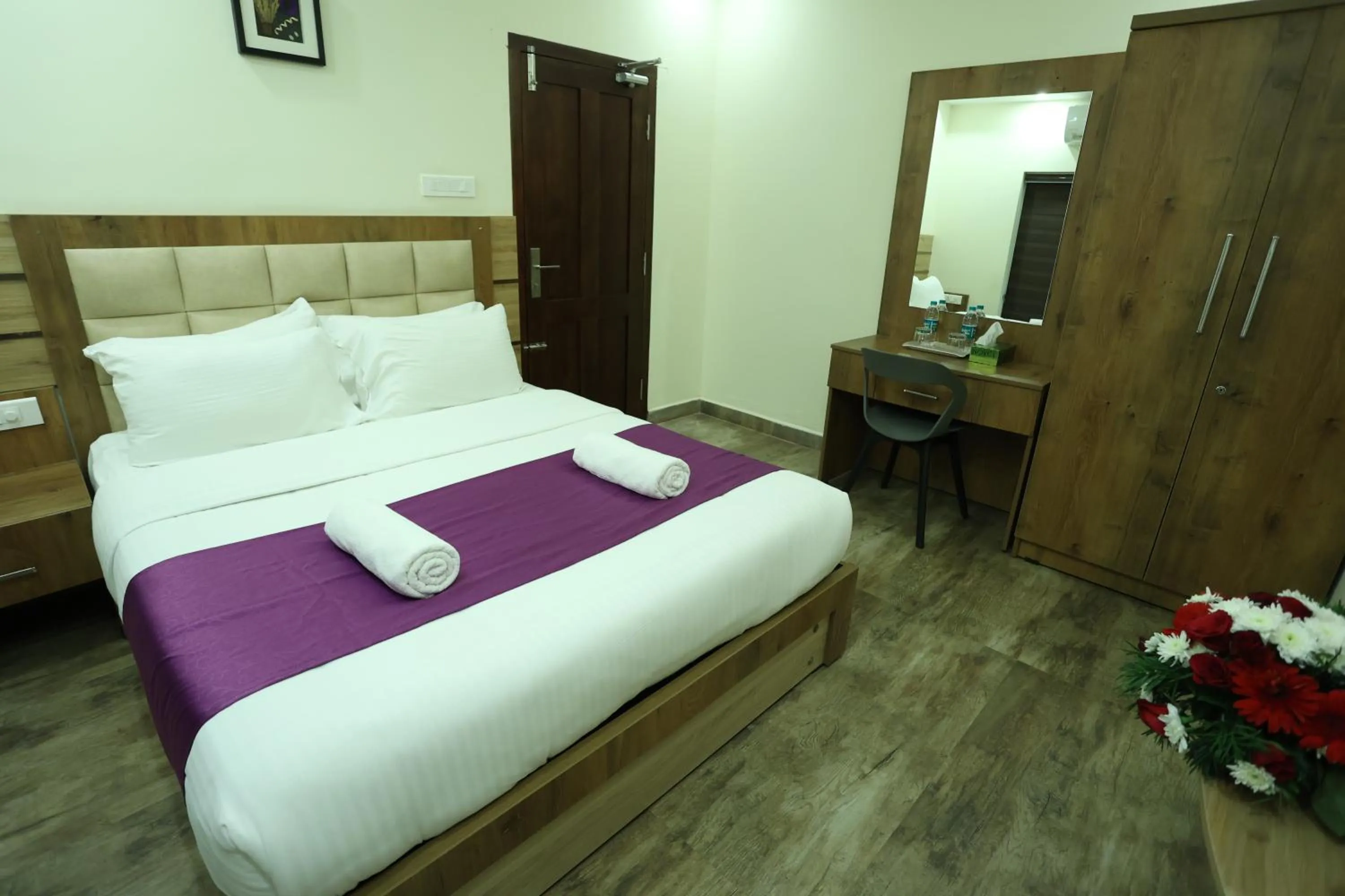 Bed in Balaji Regency Kanhangad