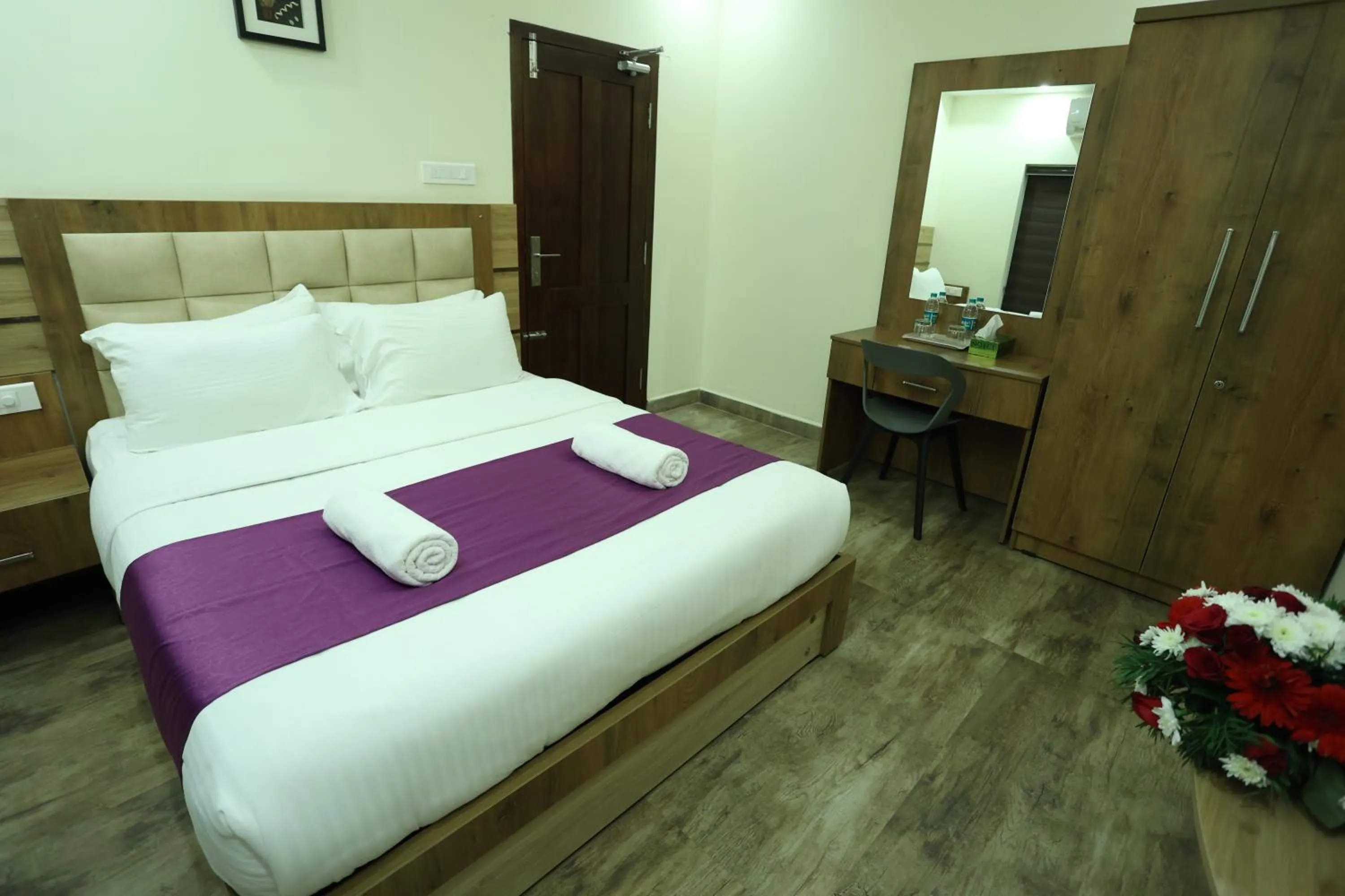 Bed in Balaji Regency Kanhangad