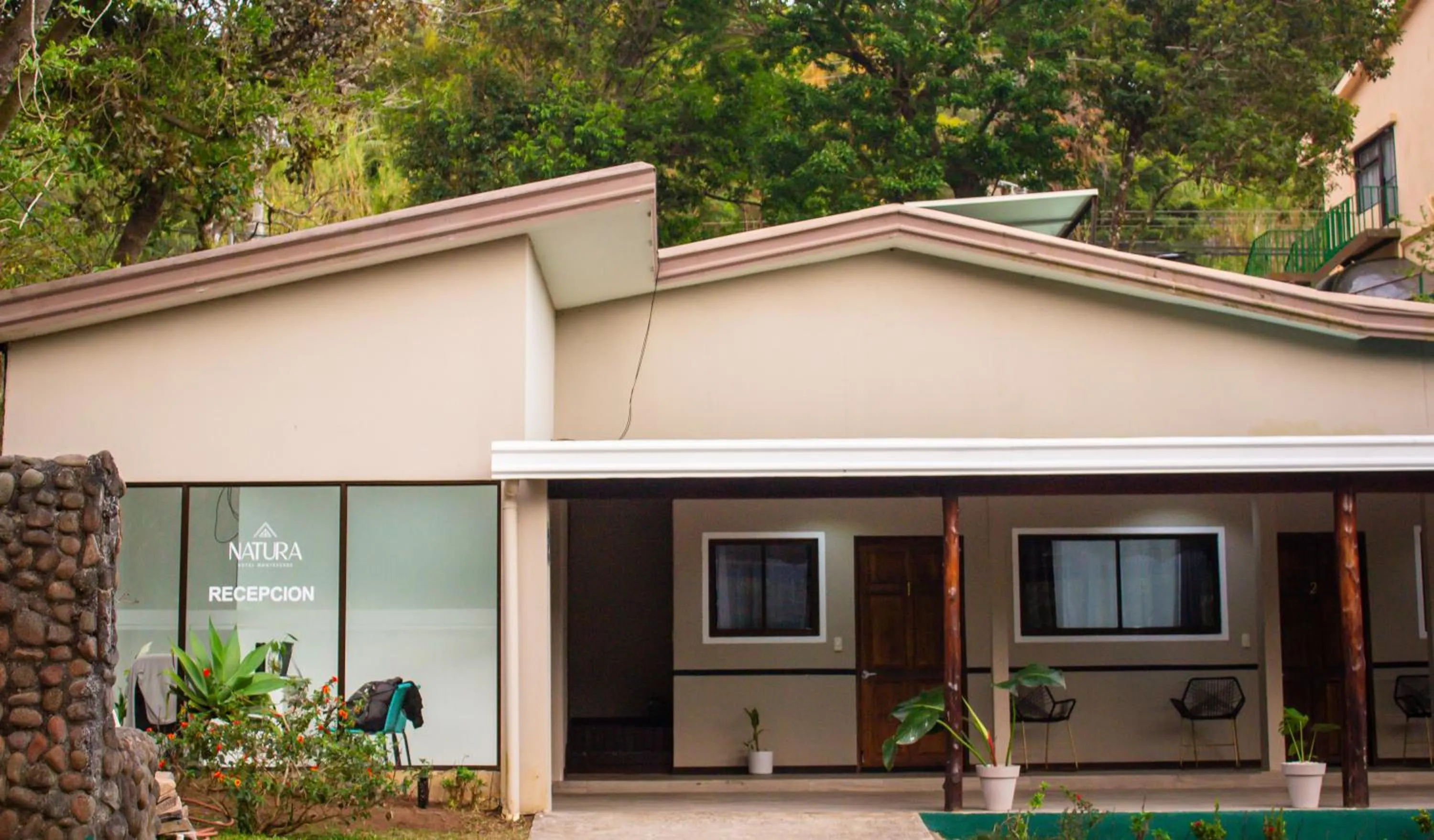 Property building in Natüra Hotel Monteverde