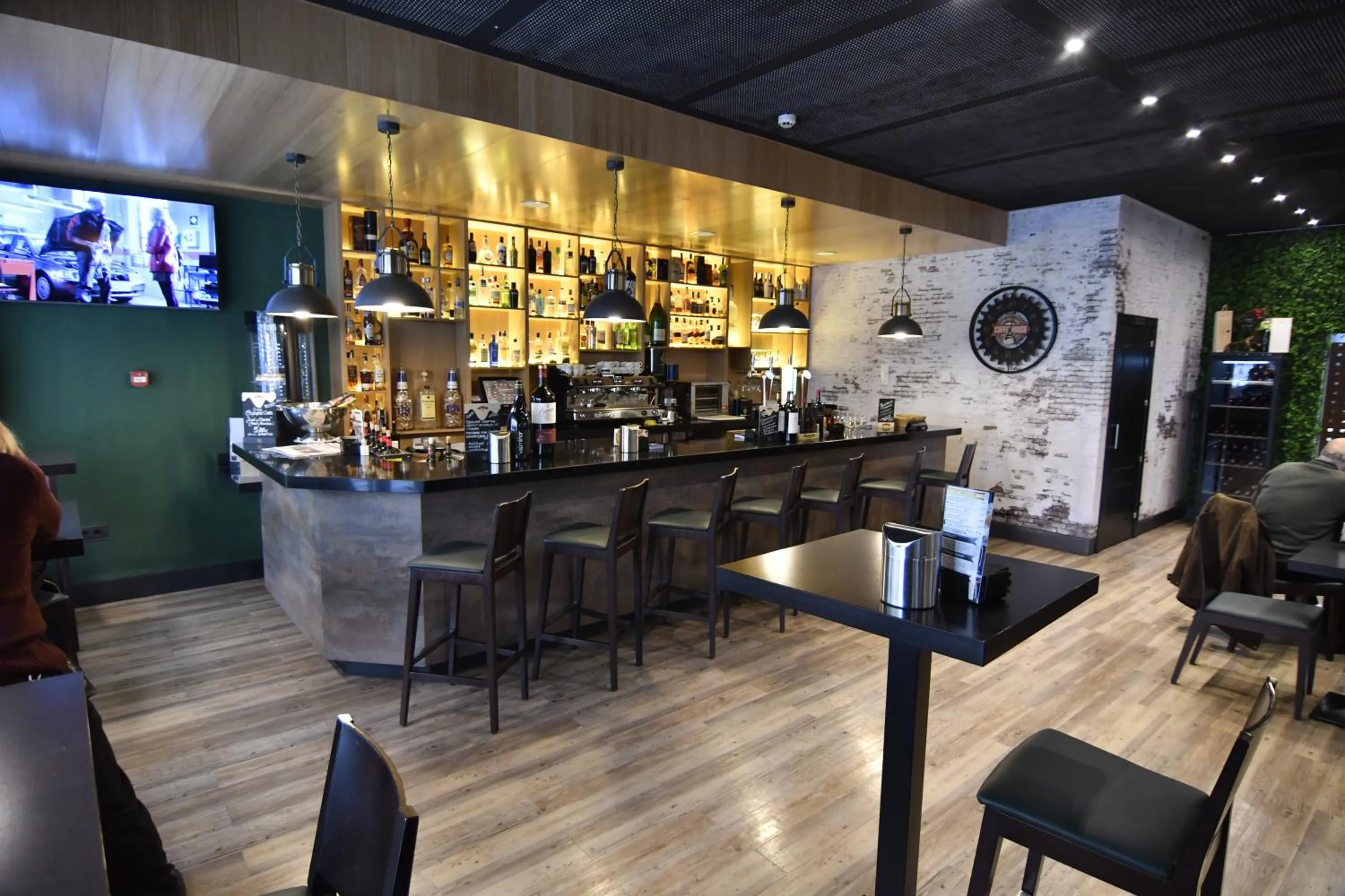 Restaurant/places to eat in DWO Urban Granada