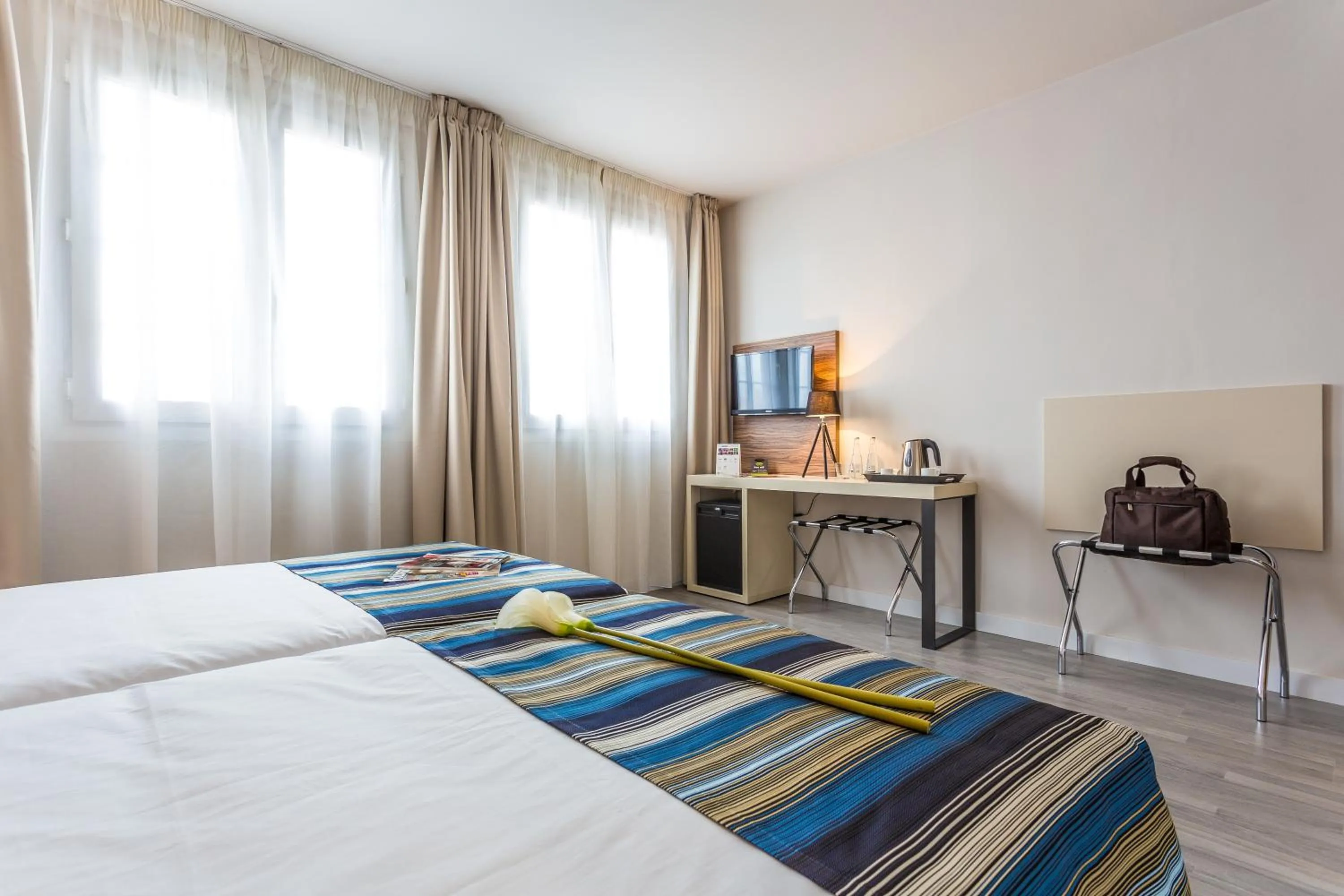 Bed in DWO Urban Granada