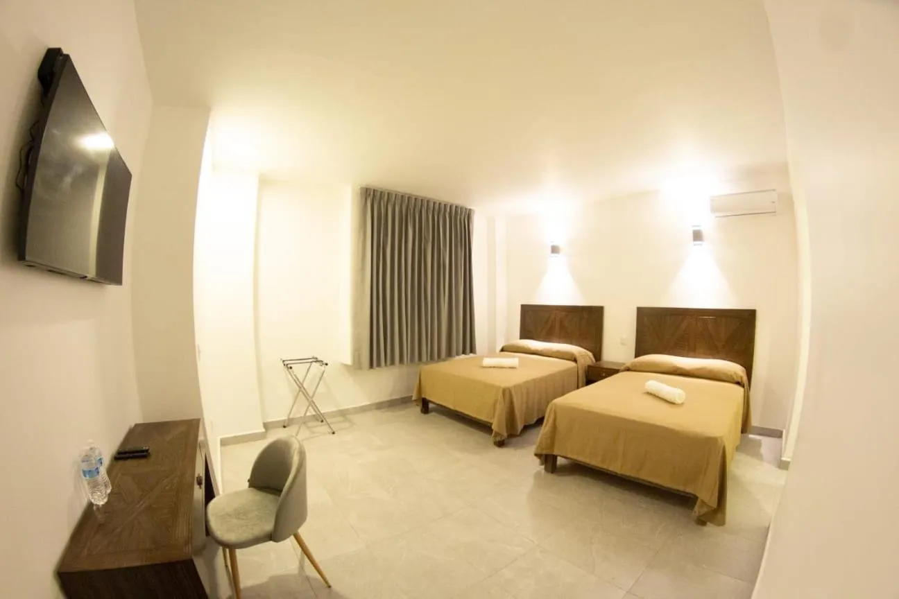 Bed in HOTEL REFORMA 14