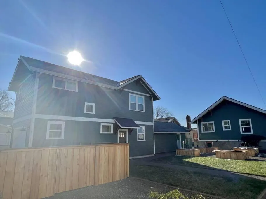 Property building in Custom Built Cottage in Downtown with Pool