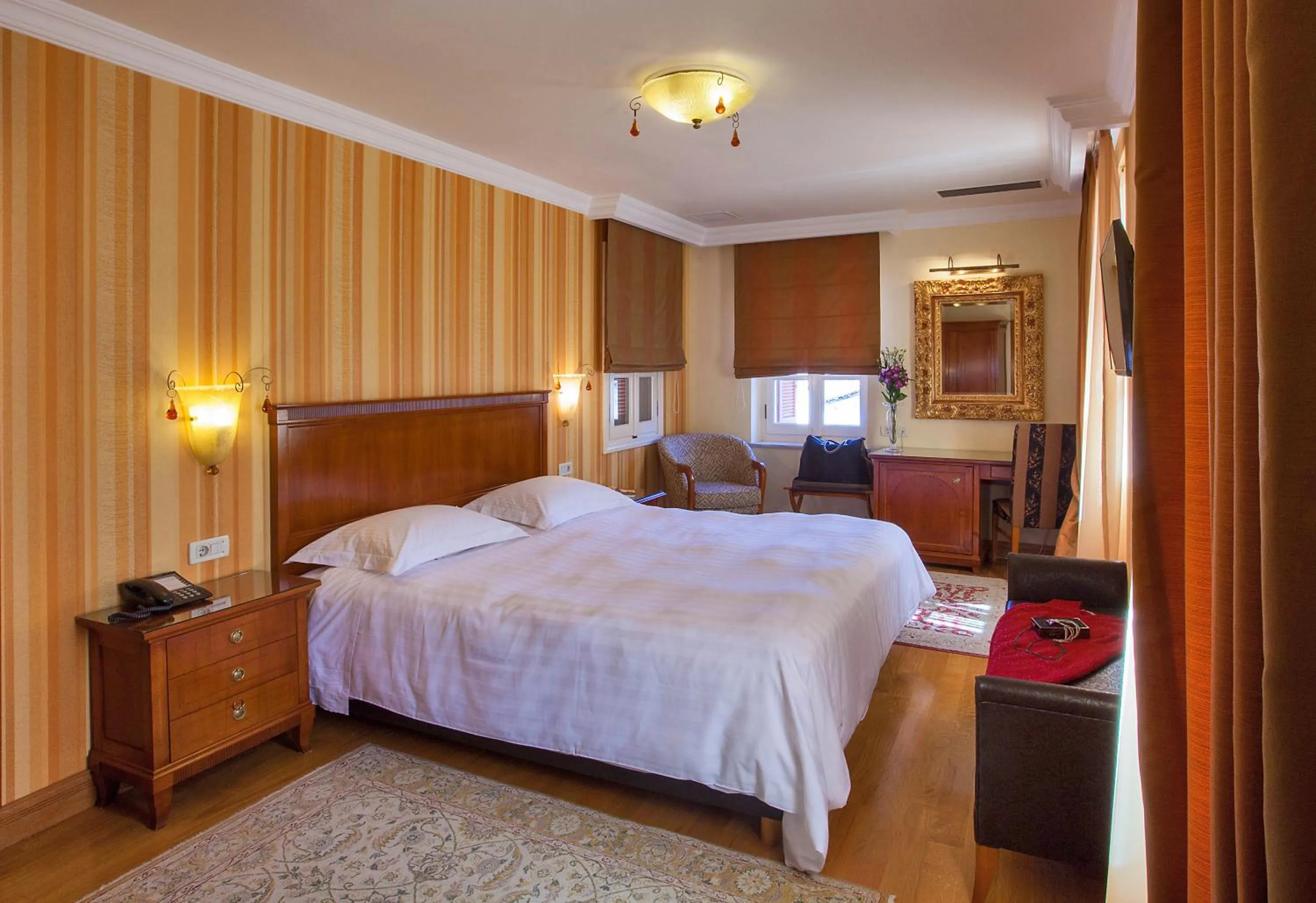 Bedroom, Bed in Aetoma Hotel