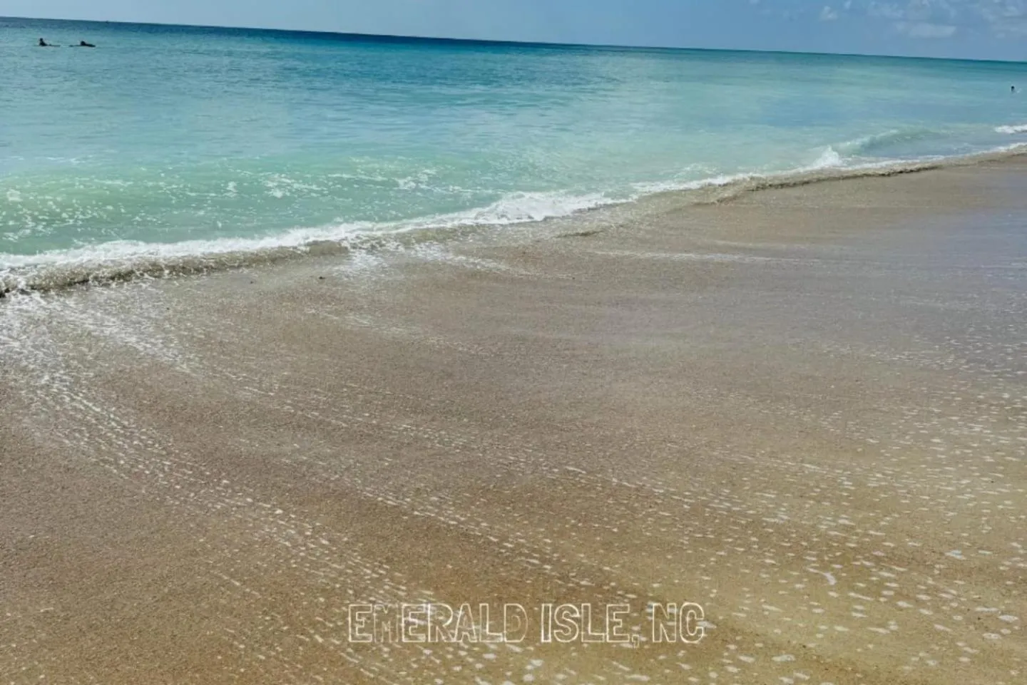 Luxury Beach Condo 5 Min Walk to Beach & Shops!