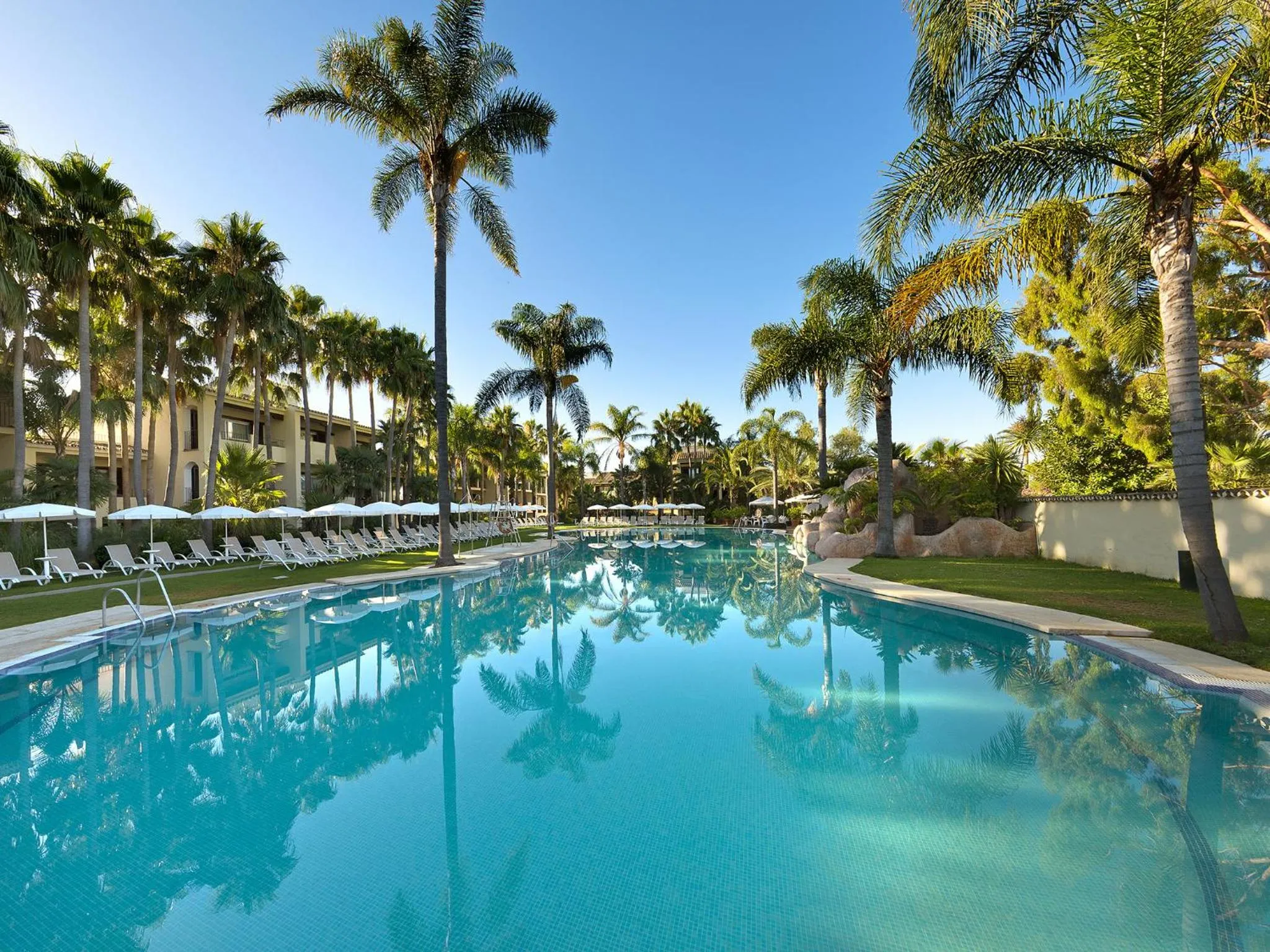 Day in BlueBay Banús