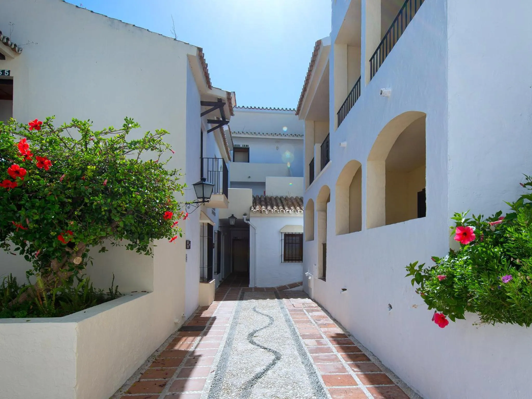 Facade/entrance in BlueBay Banús