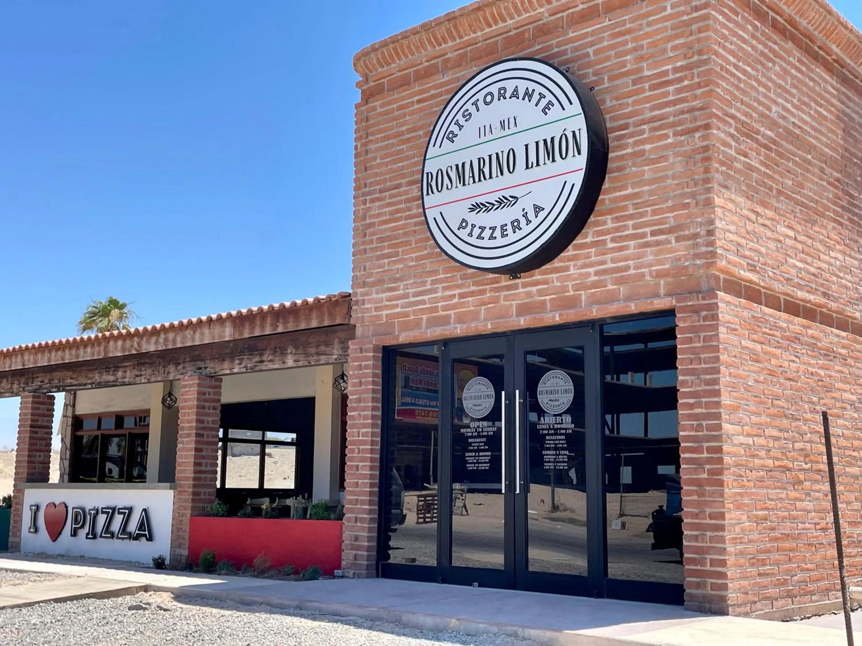 Restaurant/places to eat in Sonoran Sea Resort BEACHFRONT Condo E203