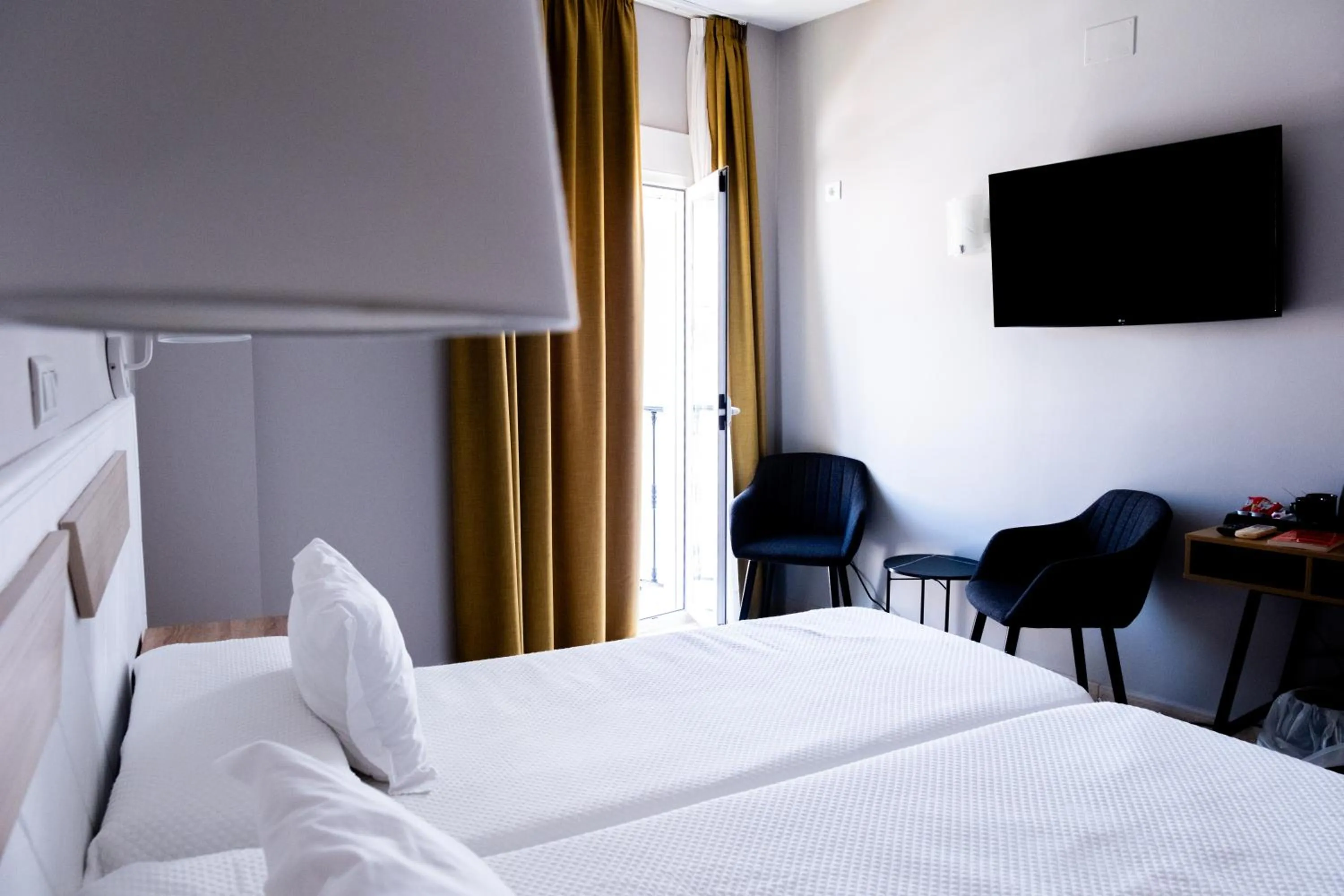 Bed in Hotel Puerta del Mar - Adults Recommended