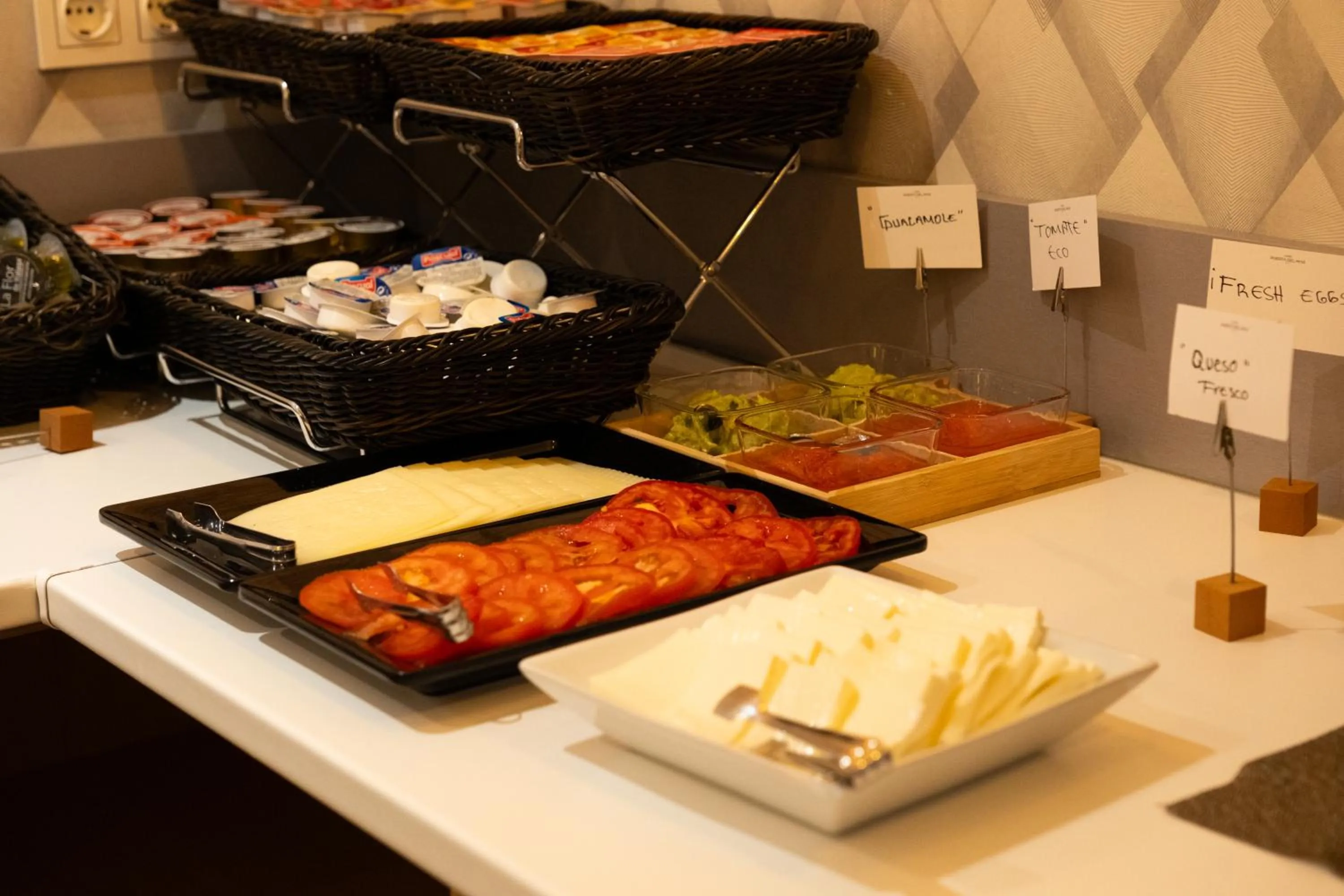 Breakfast in Hotel Puerta del Mar - Adults Recommended