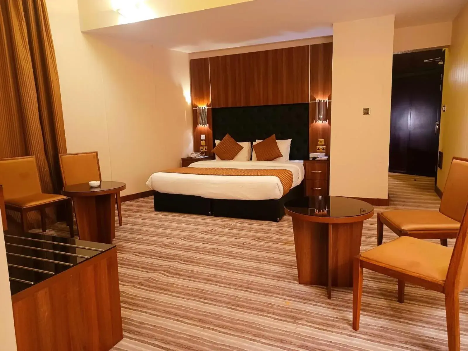 Bed in Royal Qatar Hotel Bed in Royal Qatar Hotel