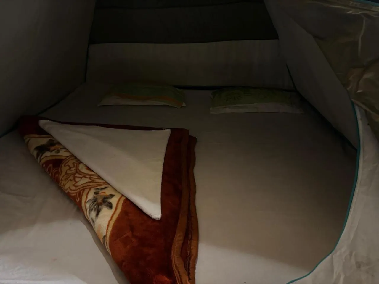 Bed in Tapama Resort Bakkhali