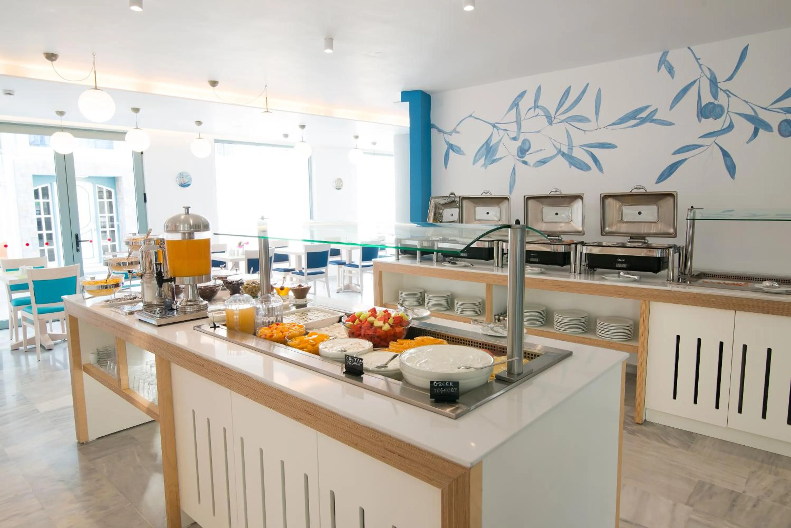 Restaurant/places to eat in Alia Beach Hotel by Estia