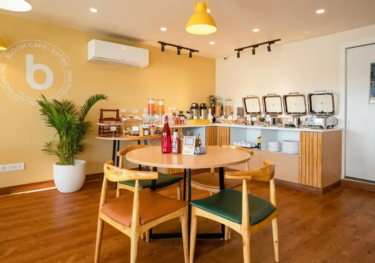 Restaurant/places to eat in Bloom Hotel - HSR Layout Sector 3 Restaurant/places to eat in Bloom Hotel - HSR Layout Sector 3