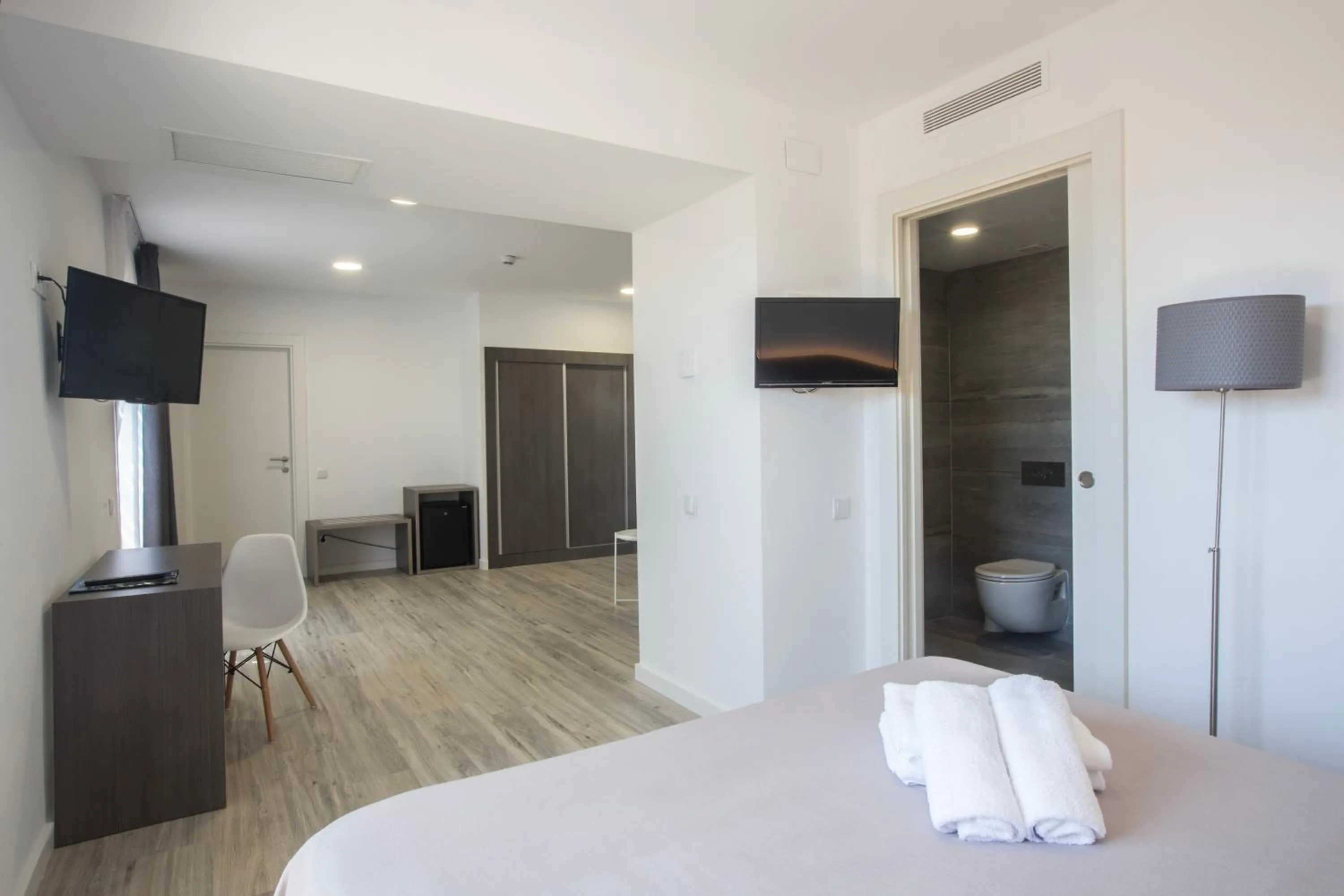 Bathroom, Bed in Ona Don Juan