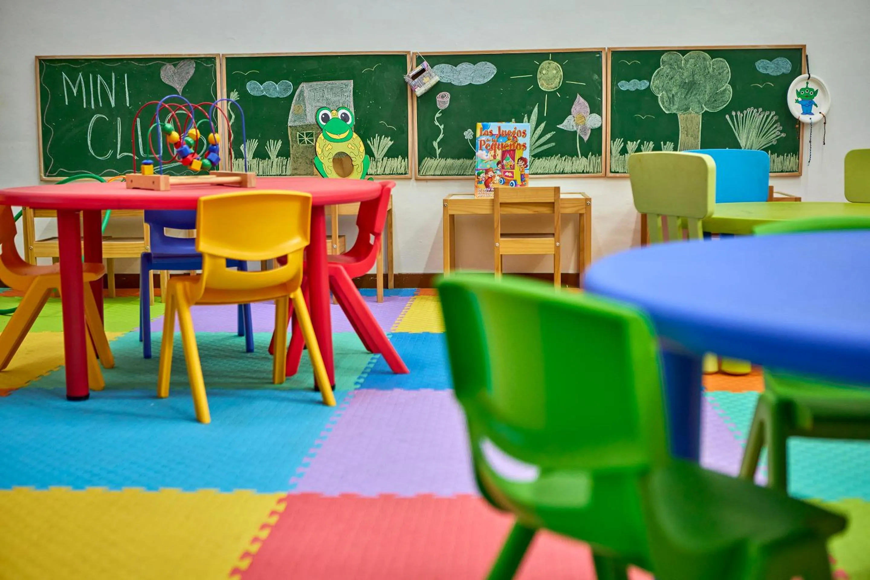 Kids's club in Ona Don Juan