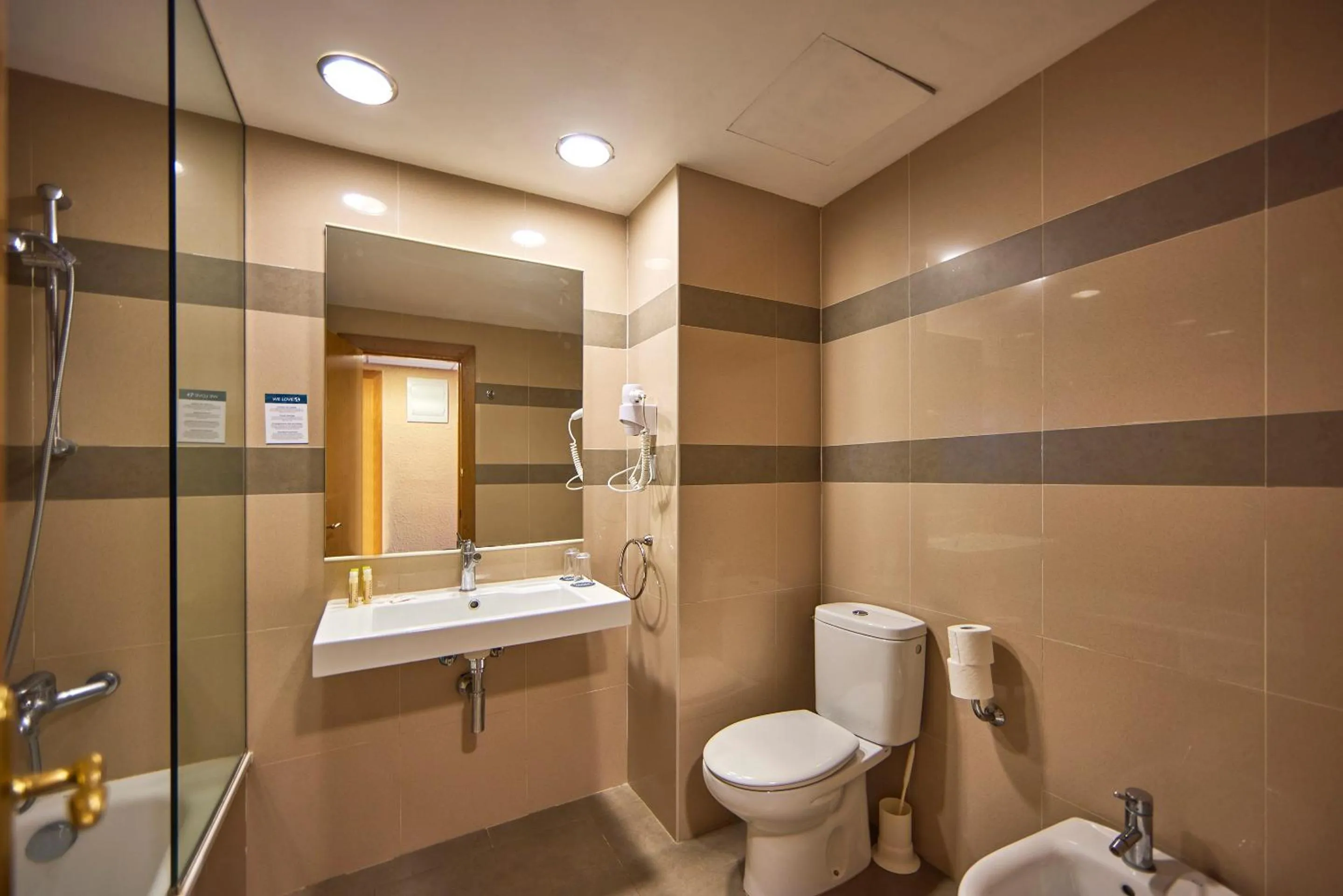 Bathroom in Ona Don Juan