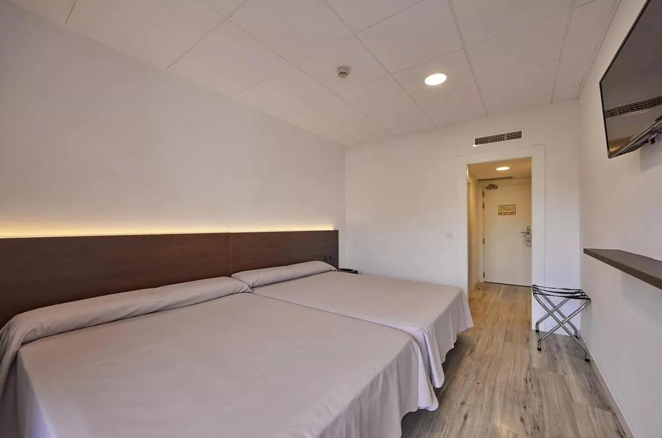 Bedroom, Bed in Ona Don Juan