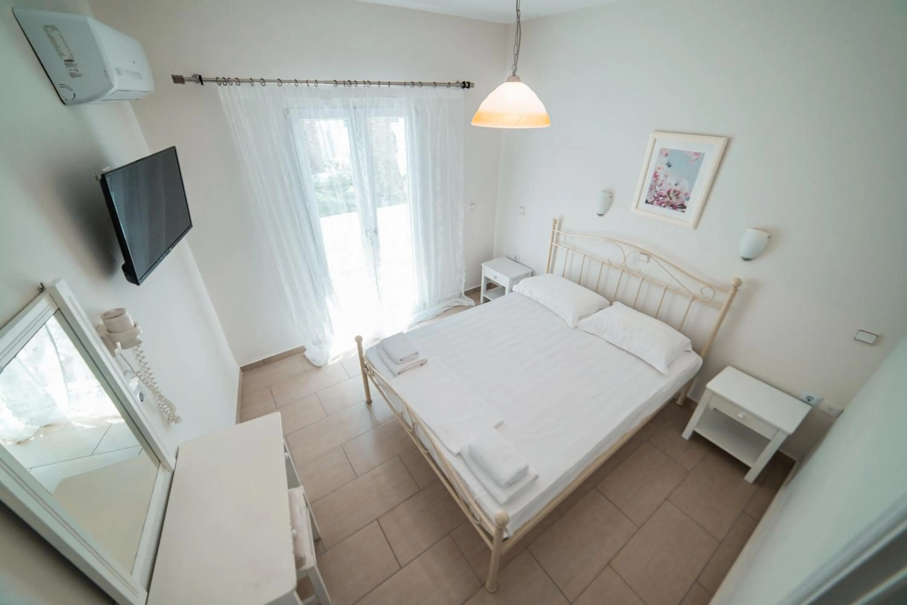 Bed in Hotel Sagterra