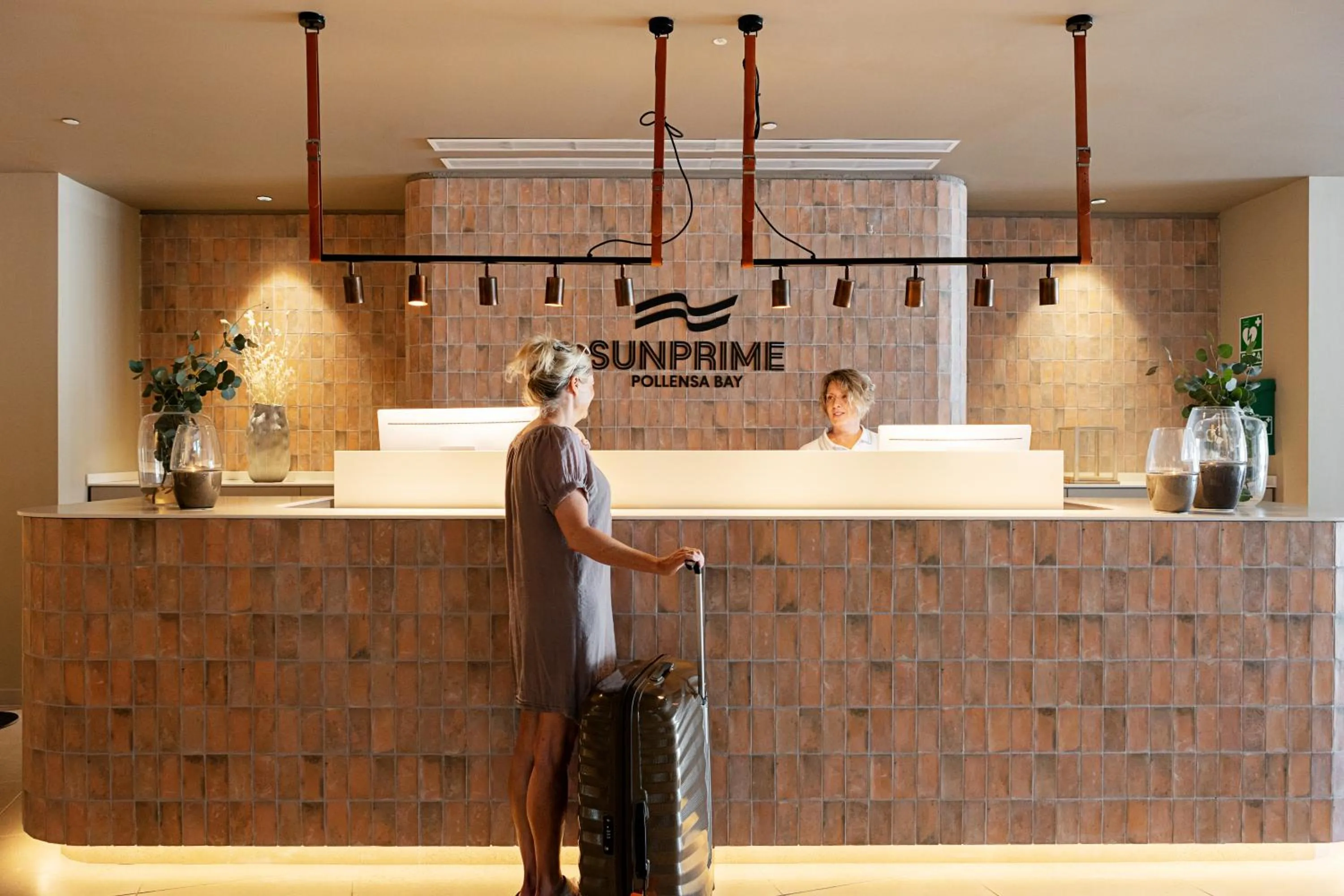 Lobby or reception in Sunprime Pollensa Bay