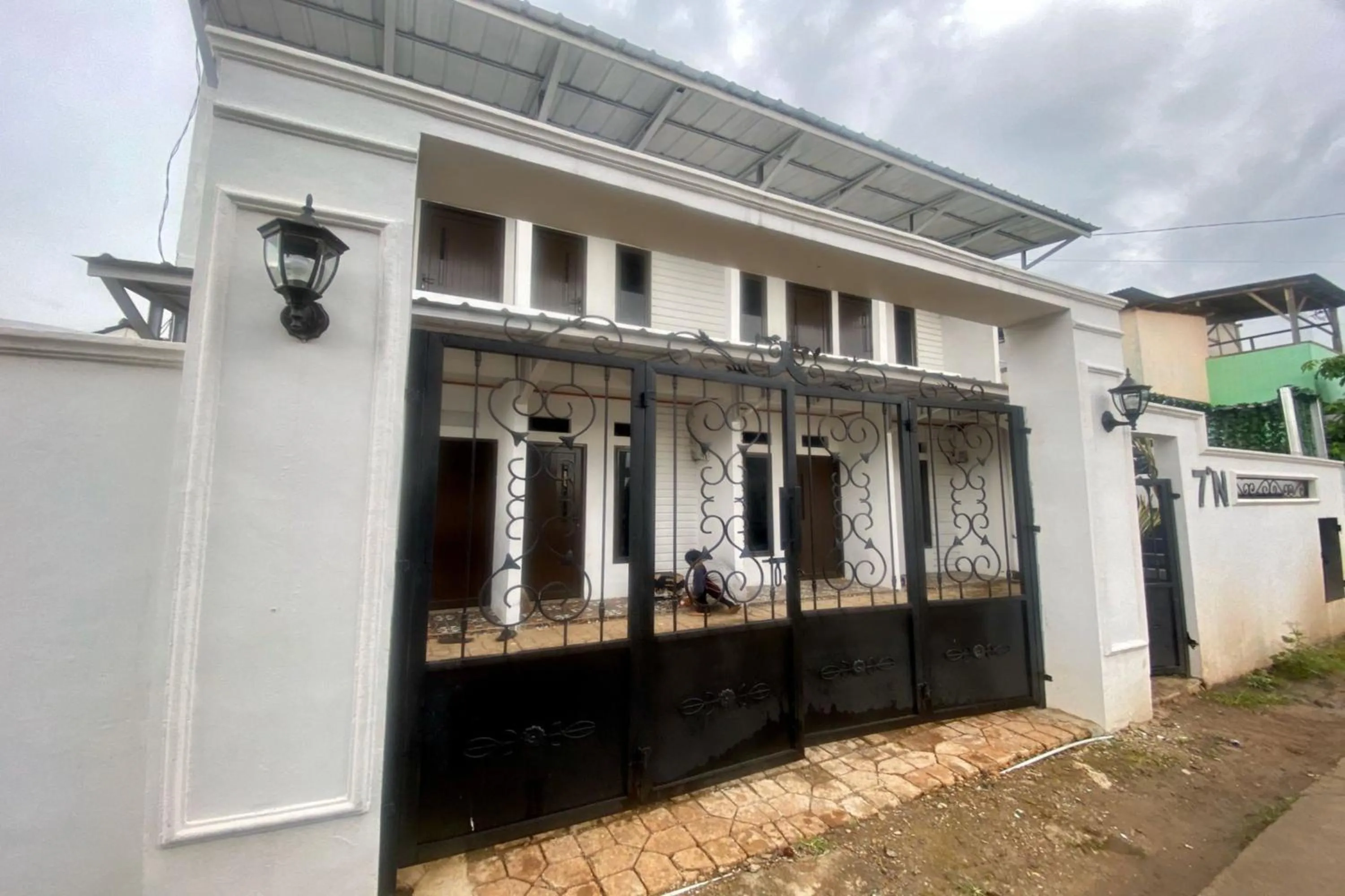 Property building in EXPRESS O 92147 Nia Residence