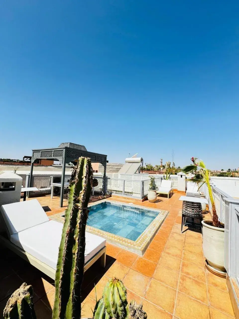 Pool view in Riad BB Marrakech Pool view in Riad BB Marrakech