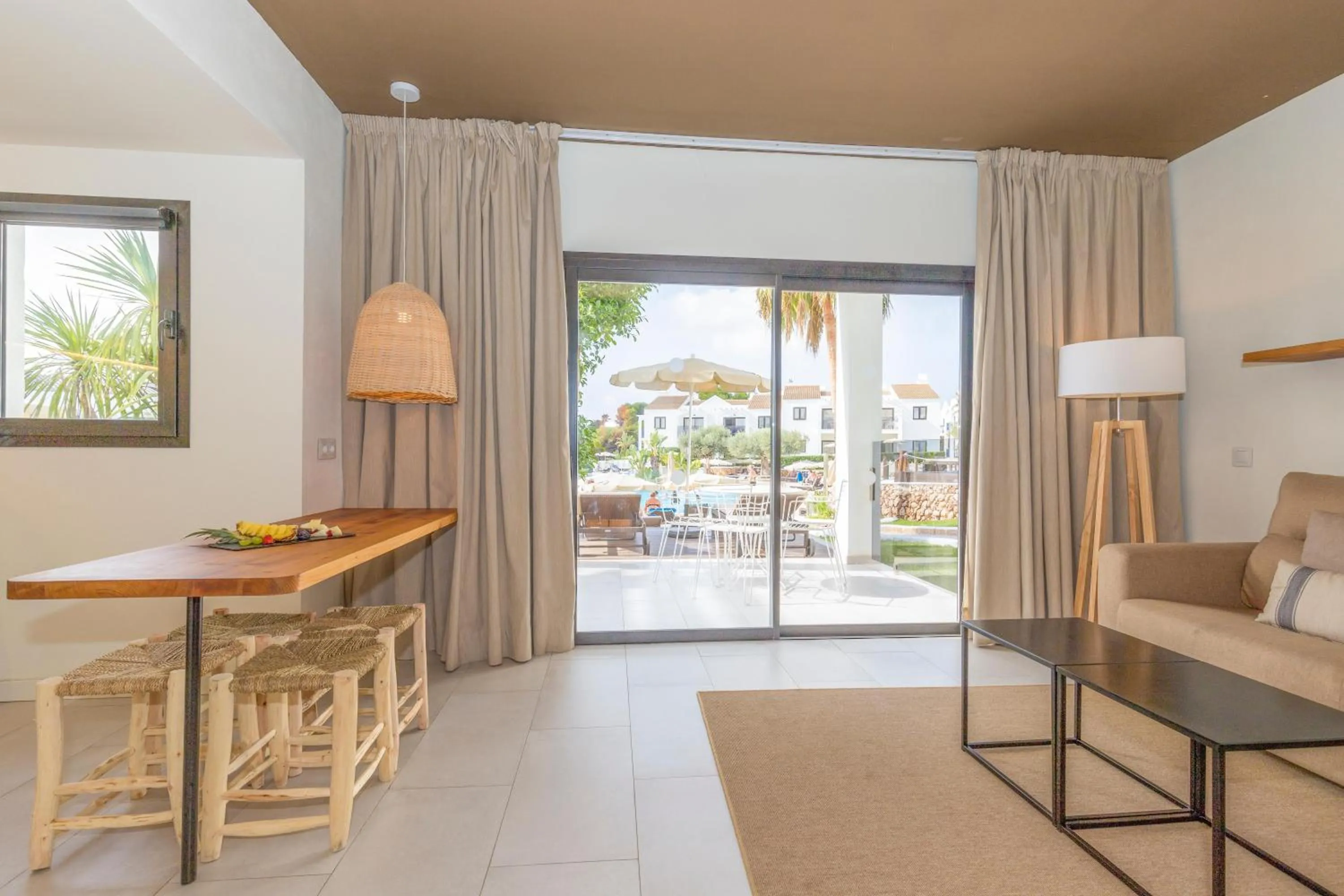 Photo of the whole room in MarSenses Paradise Club