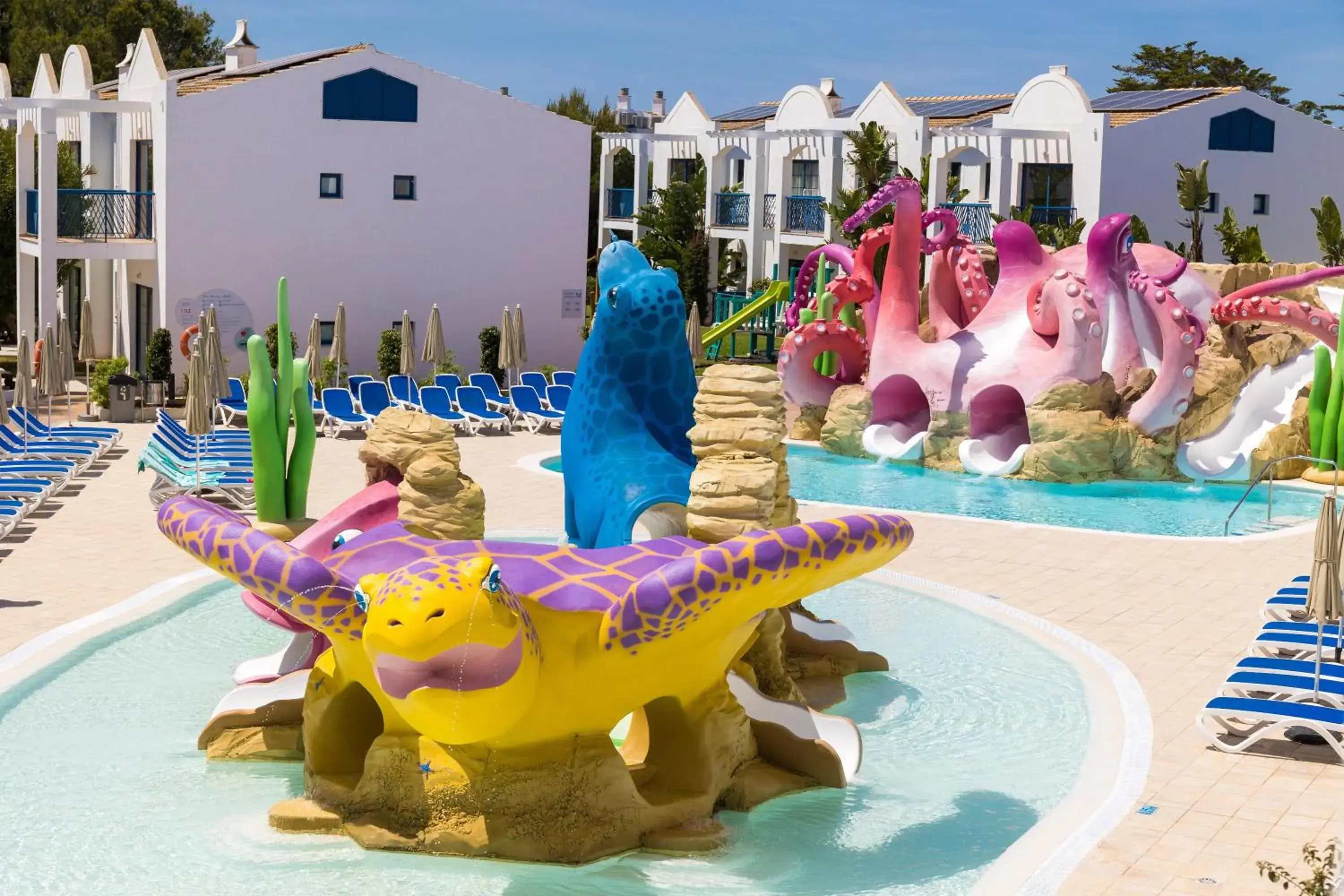 Swimming pool in MarSenses Paradise Club Swimming pool in MarSenses Paradise Club