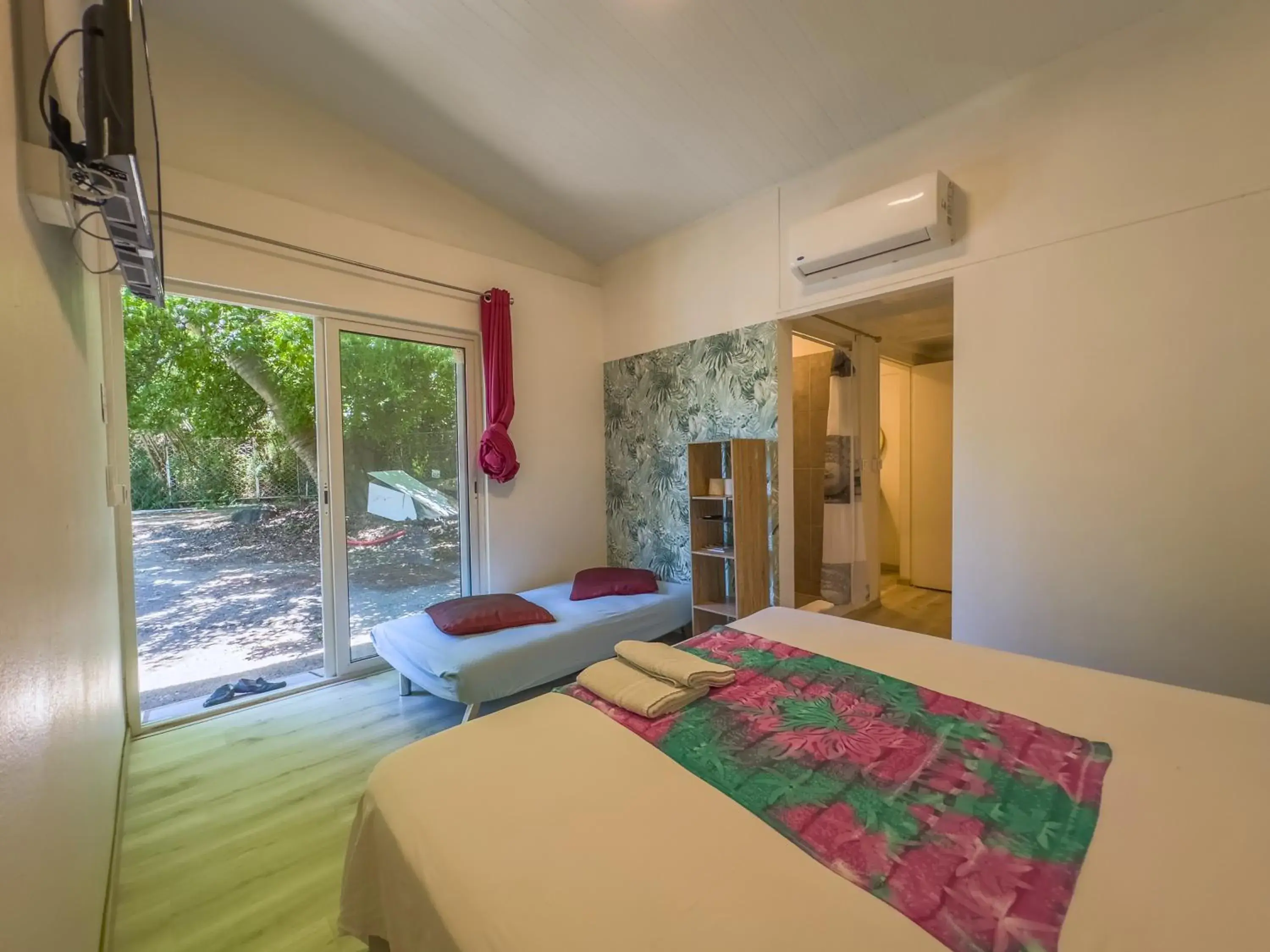 Temana Airport Faa'a,Tahiti Temana Airport Faa'a,Tahiti