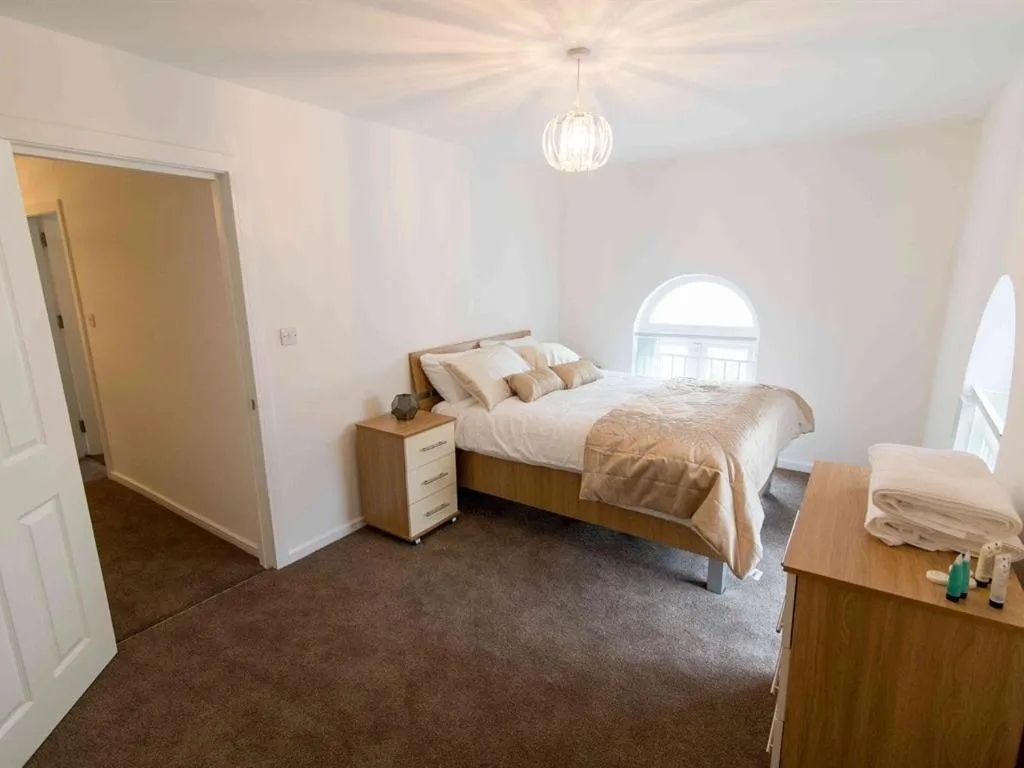 Bedroom, Bed in Nazarene apartments in Leeds