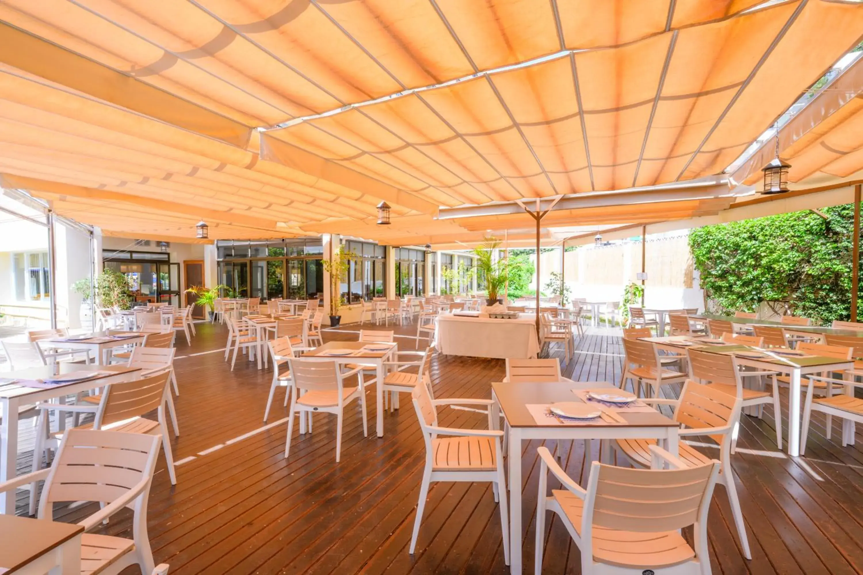 Restaurant/places to eat in Hotel Monarque Fuengirola Park Restaurant/places to eat in Hotel Monarque Fuengirola Park