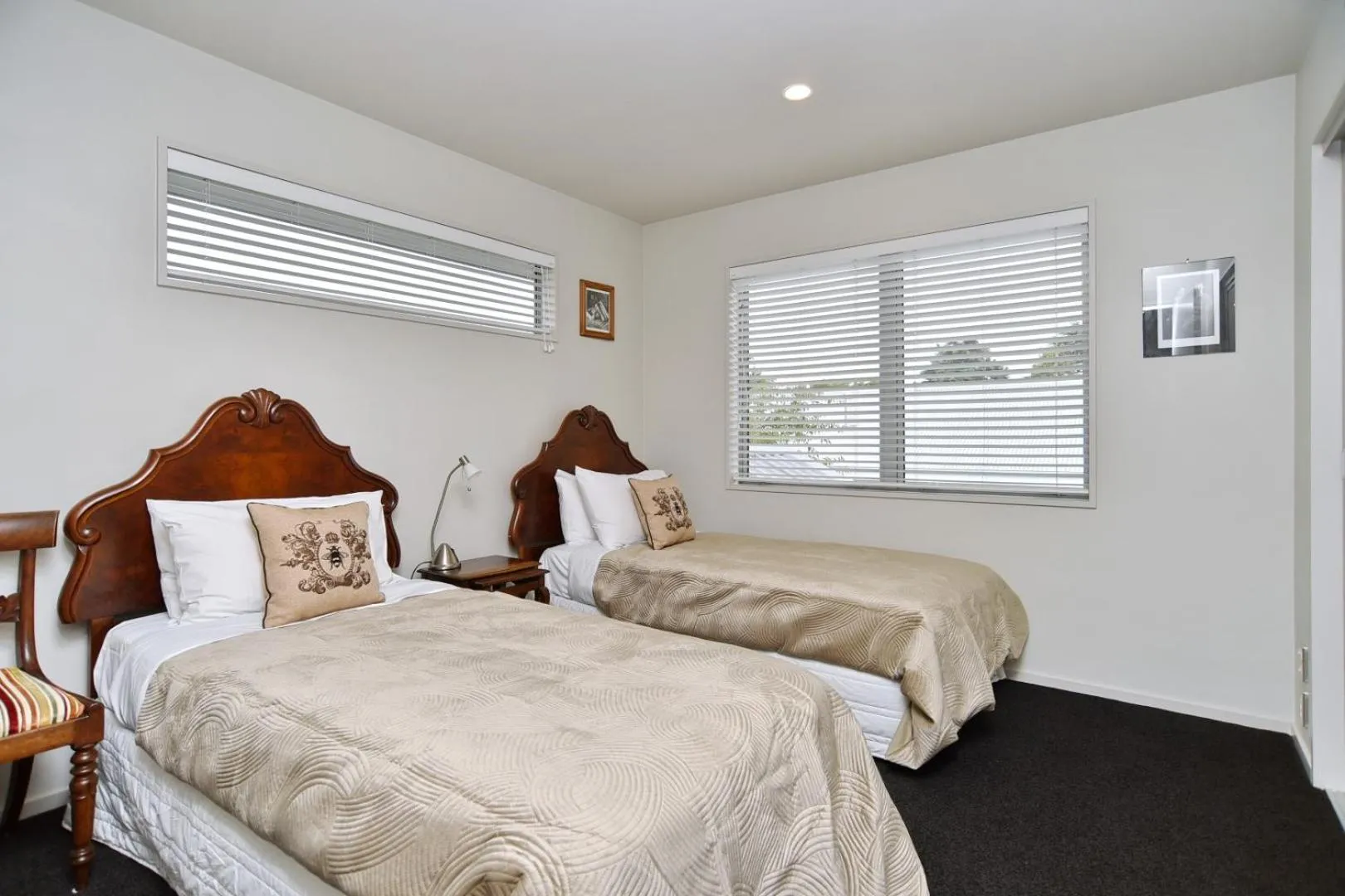 Bed in Jeffreys Road - Christchurch Holiday Homes