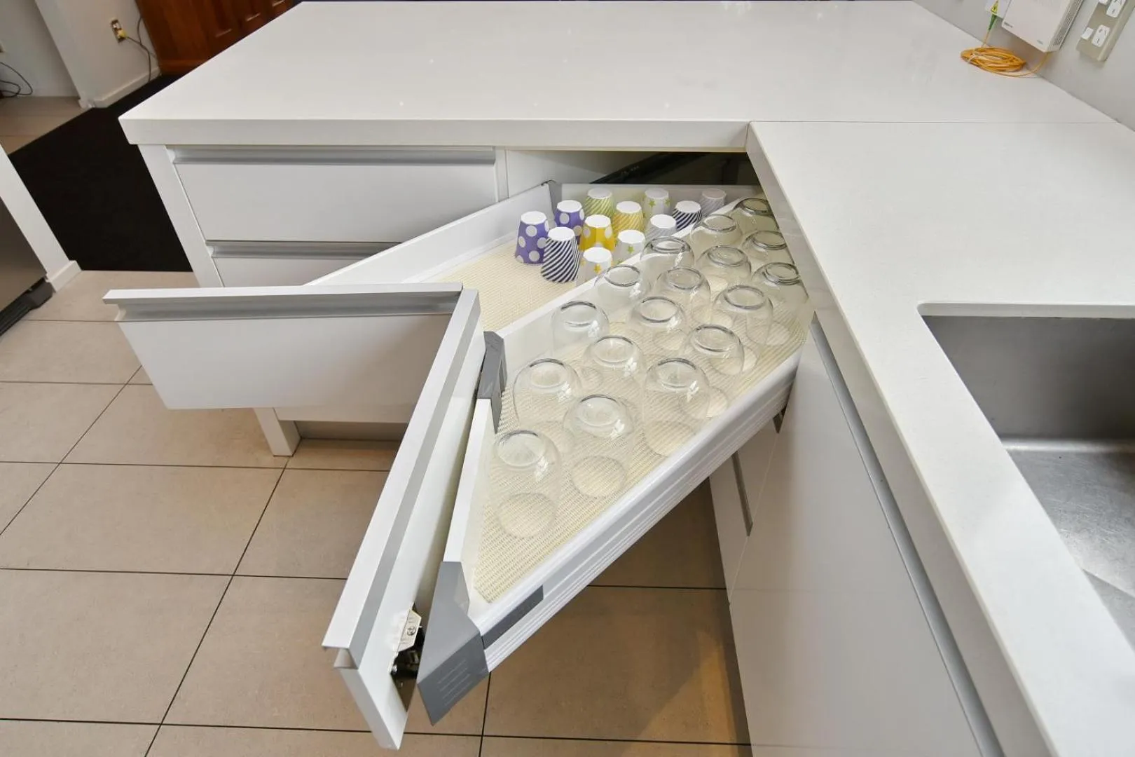 Kitchen or kitchenette in Jeffreys Road - Christchurch Holiday Homes