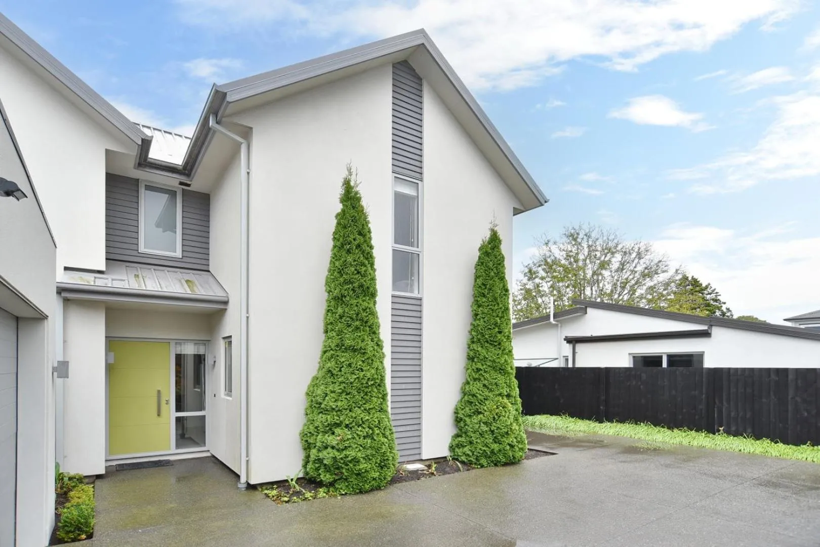 Property building in Jeffreys Road - Christchurch Holiday Homes