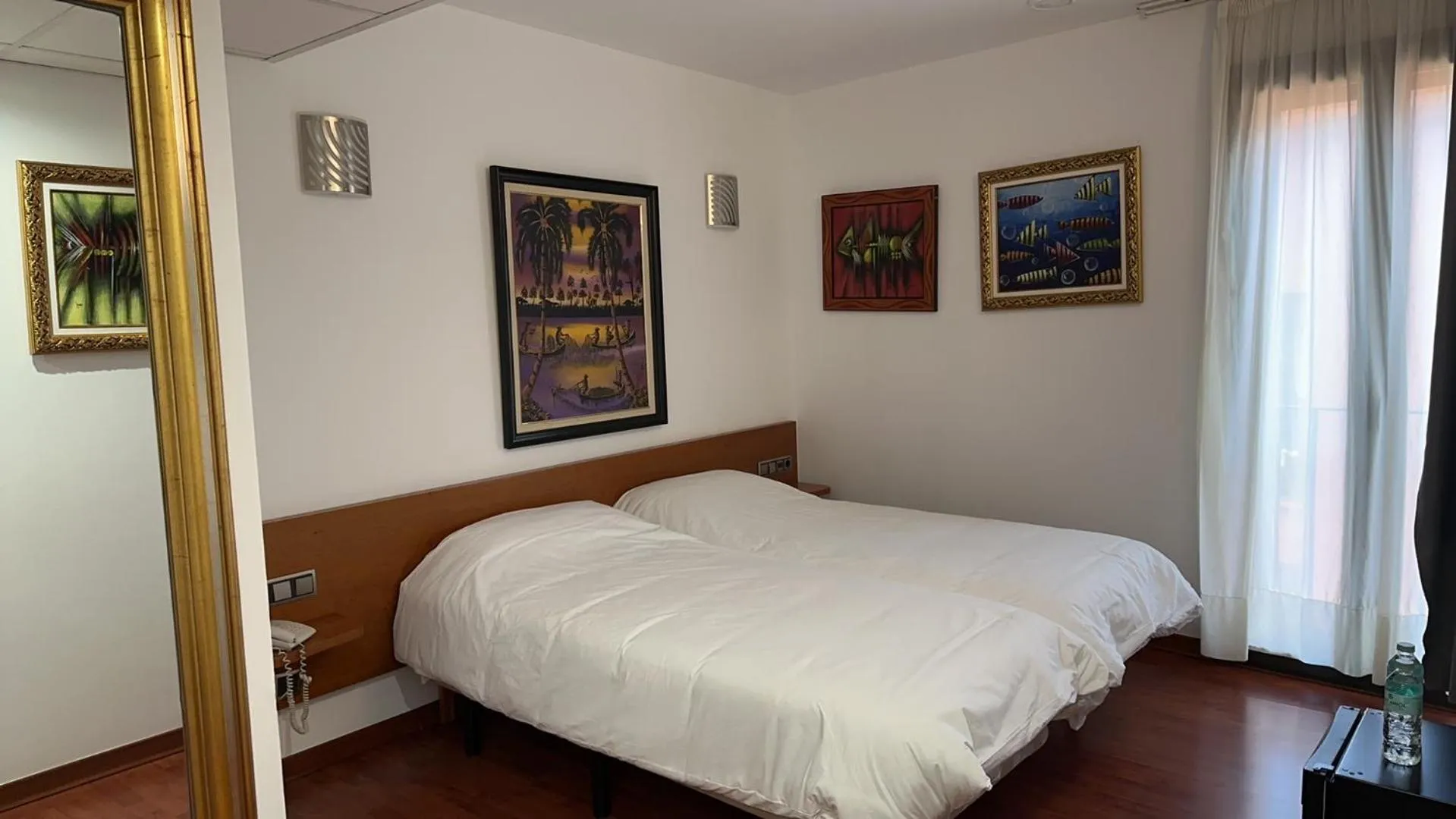 Bed in Hotel Plaza Inn