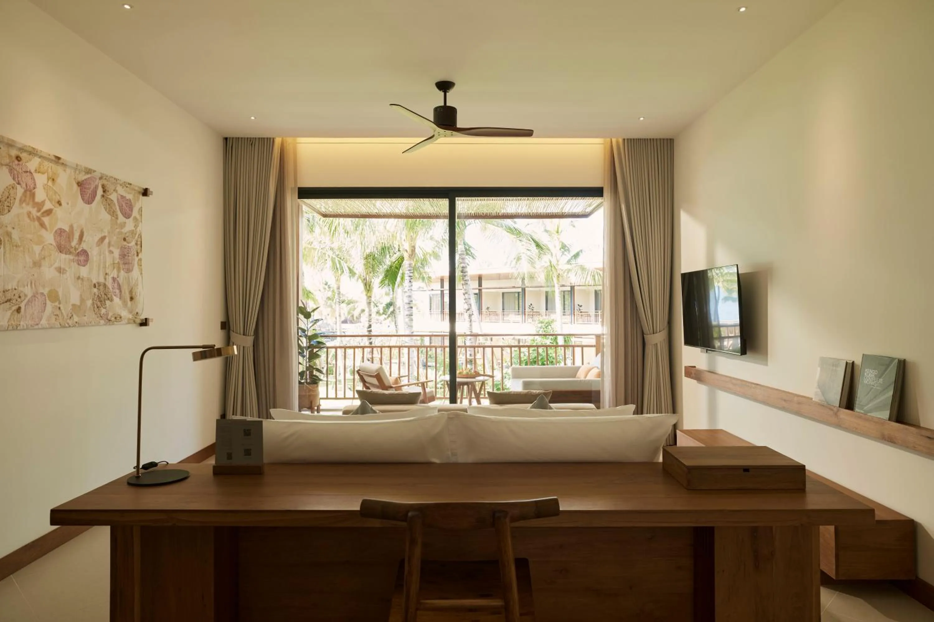 Bed in The Retreat Koh Chang, an SLH Hotel