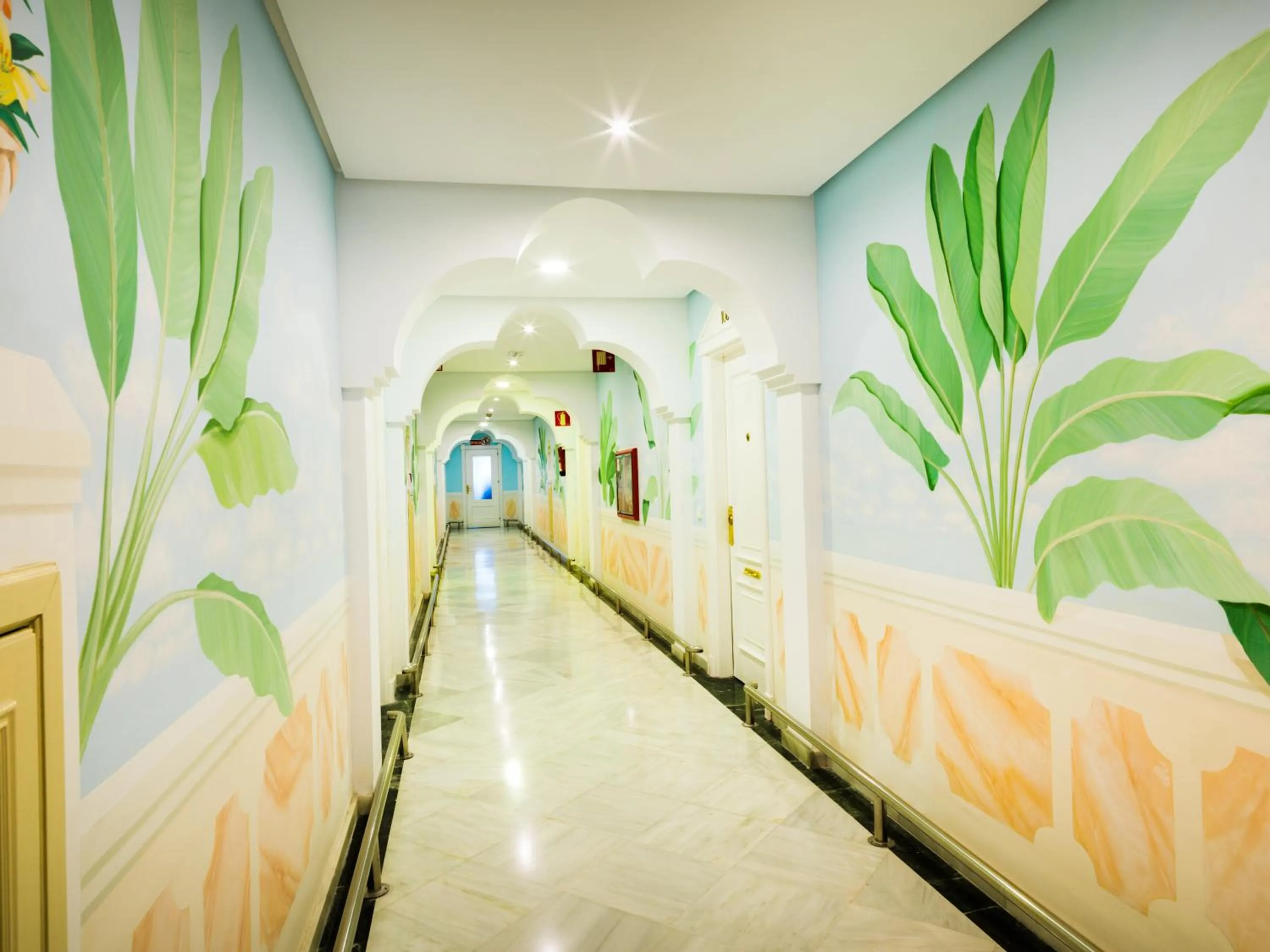 Decorative detail in Aparthotel Monarque Sultán