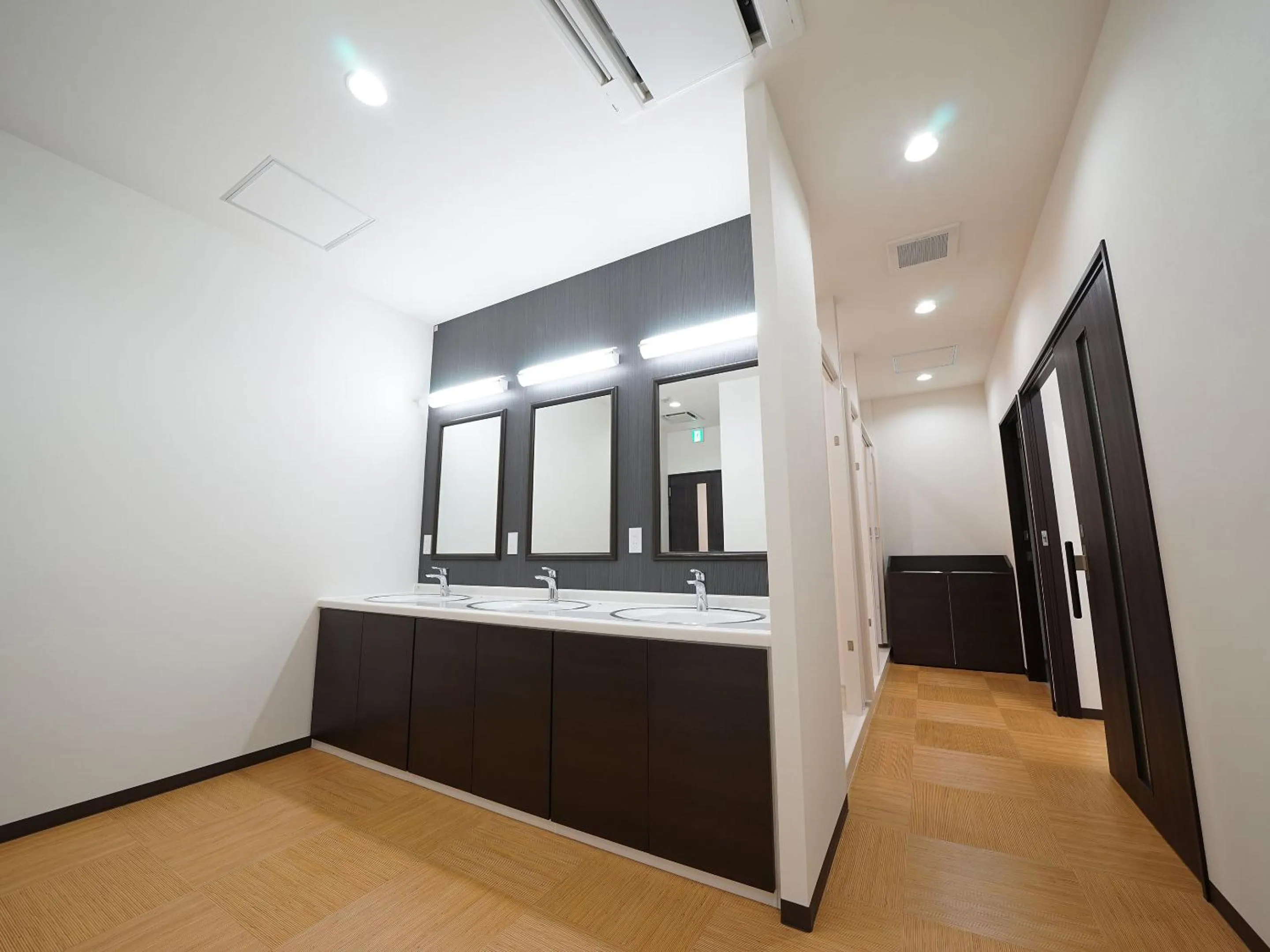 Shower in WELLCABIN TENJIN - Male Only