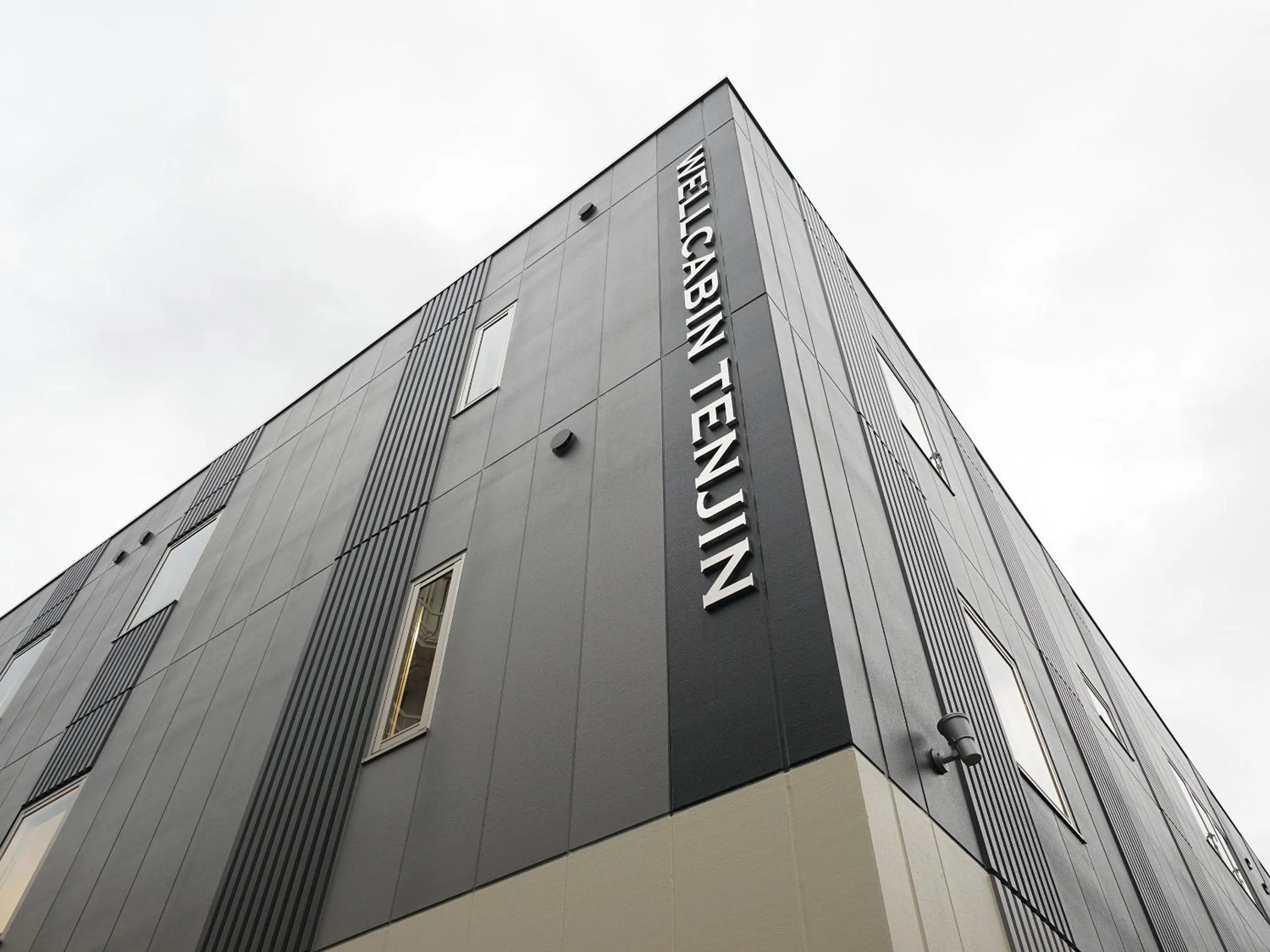 Property building in WELLCABIN TENJIN - Male Only