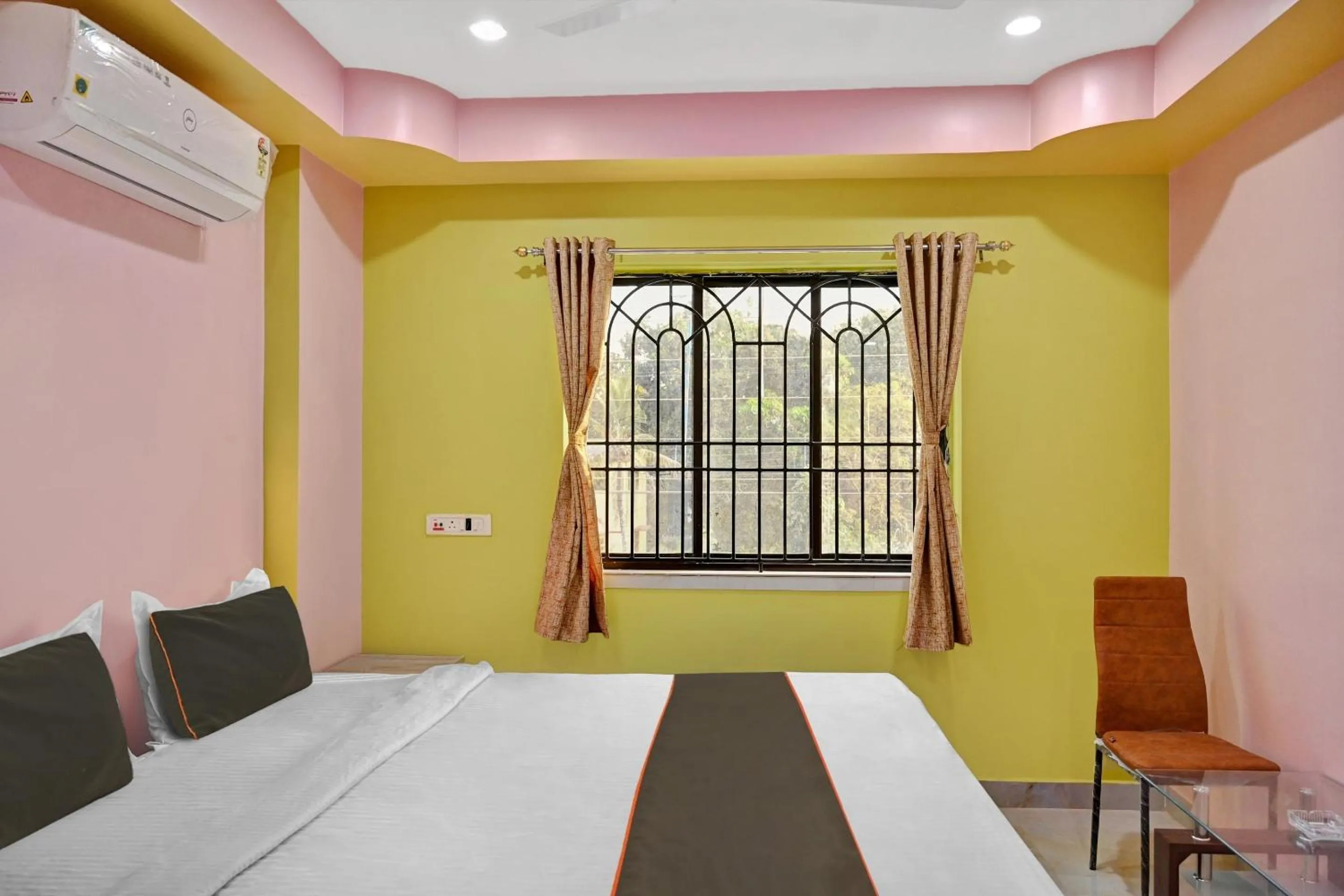 Bedroom, Bed in Hotel O Mahal