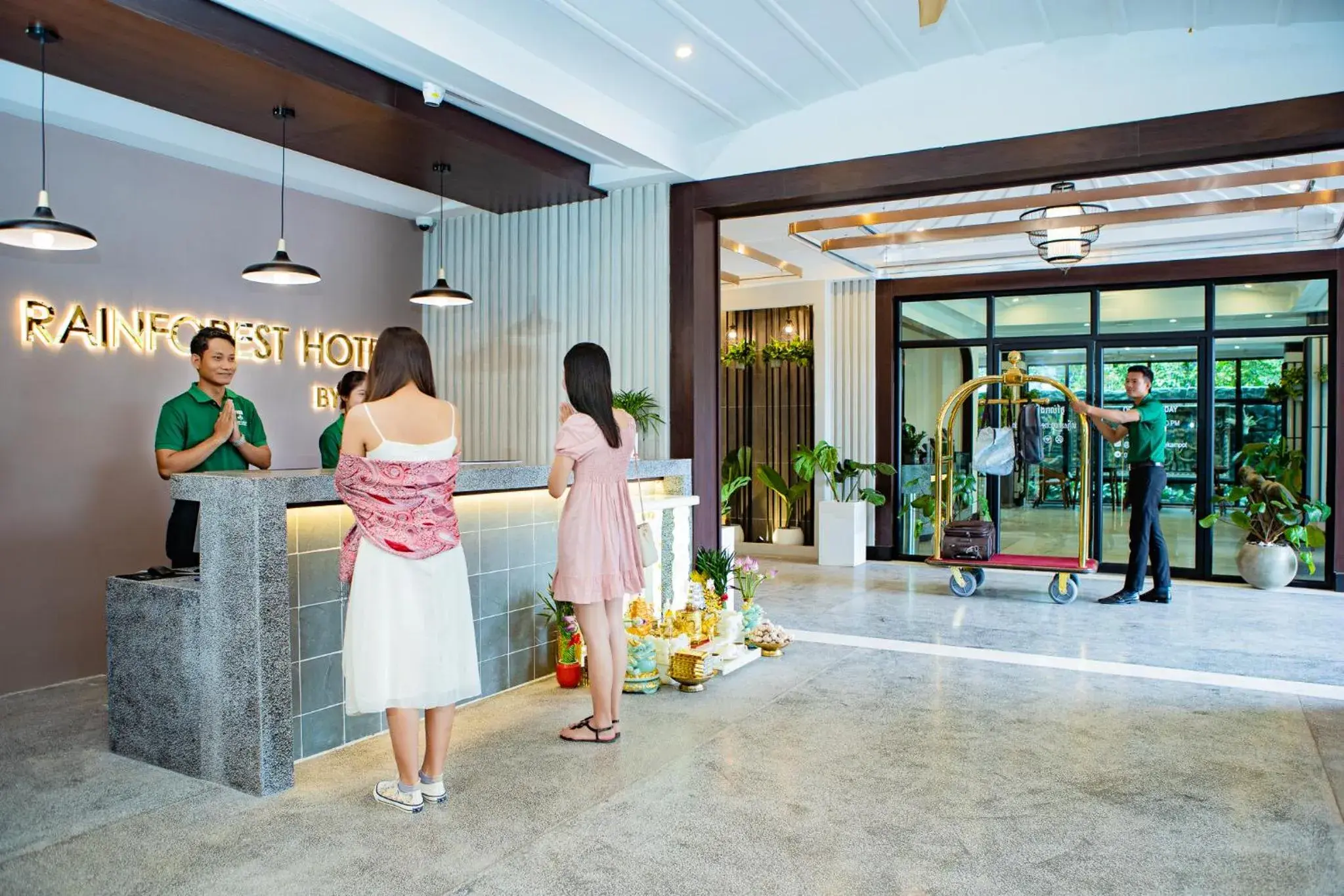 Lobby or reception in Rainforest Hotel by NSUN Lobby or reception in Rainforest Hotel by NSUN