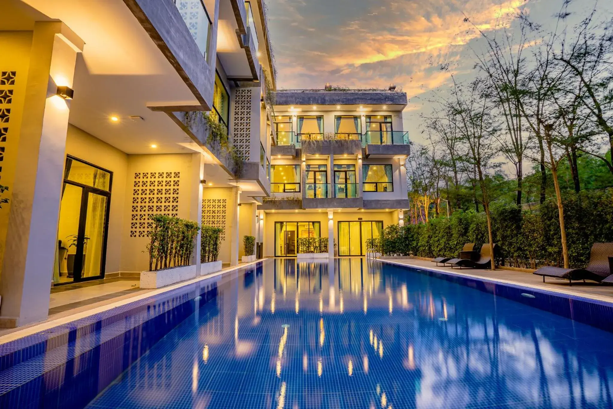 Property building in Rainforest Hotel by NSUN Property building in Rainforest Hotel by NSUN