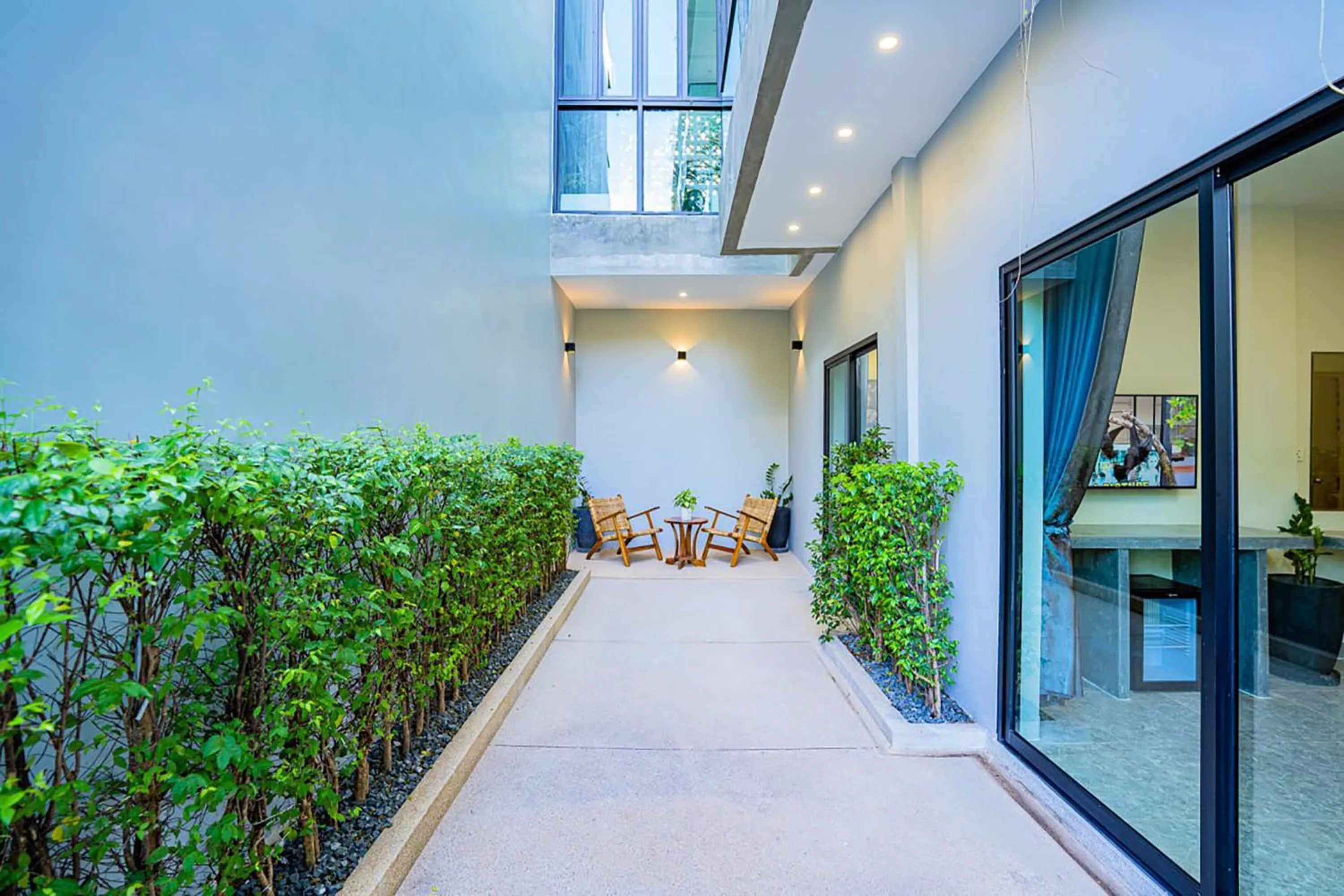 Balcony/Terrace in Rainforest Hotel by NSUN